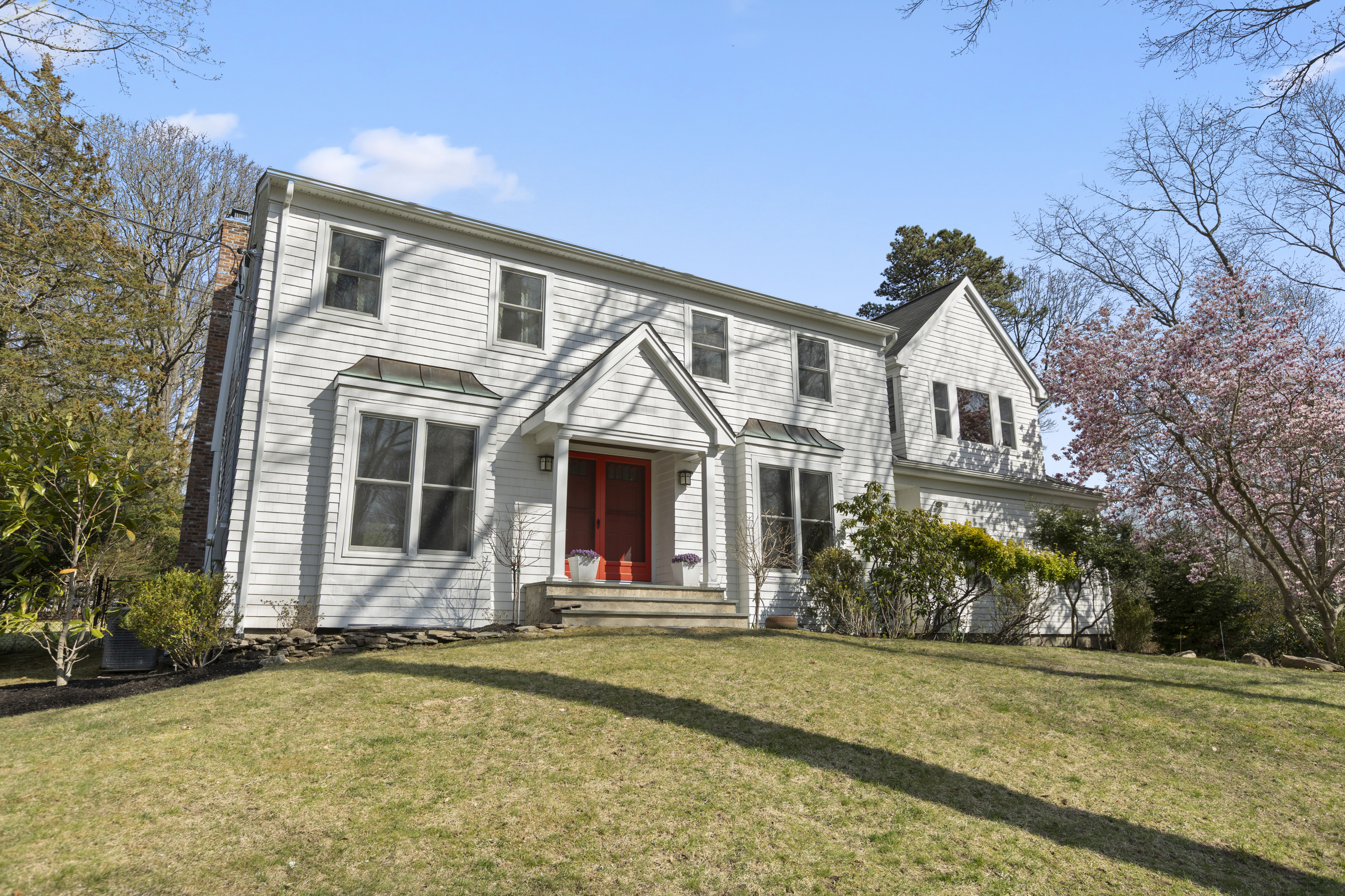 7 Locust Avenue 