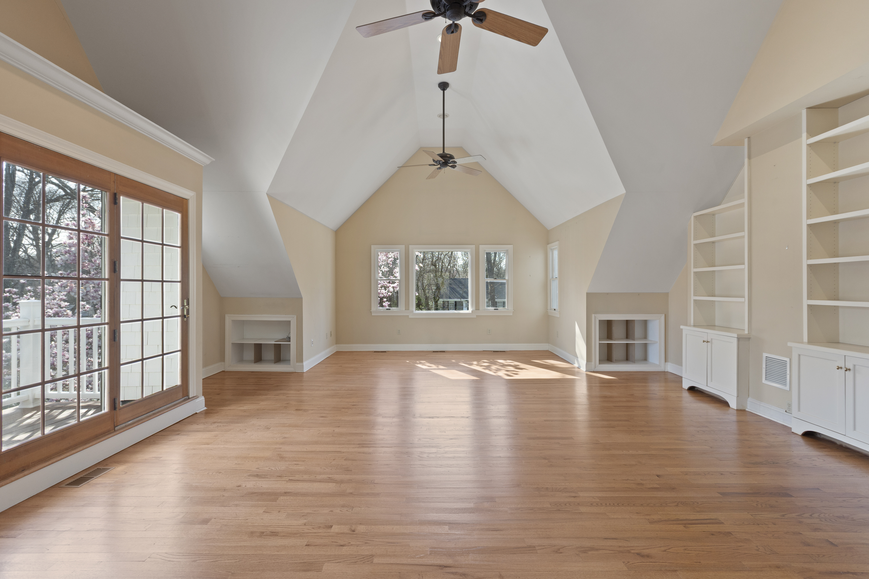7 Locust Avenue 