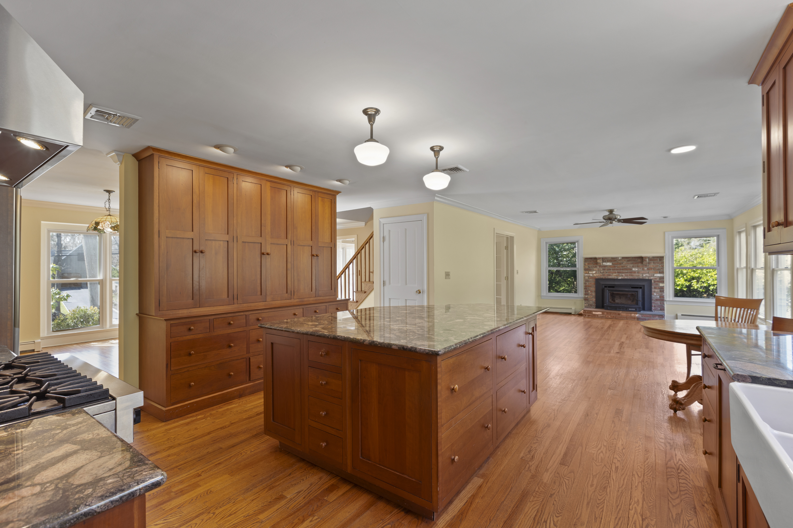 7 Locust Avenue 