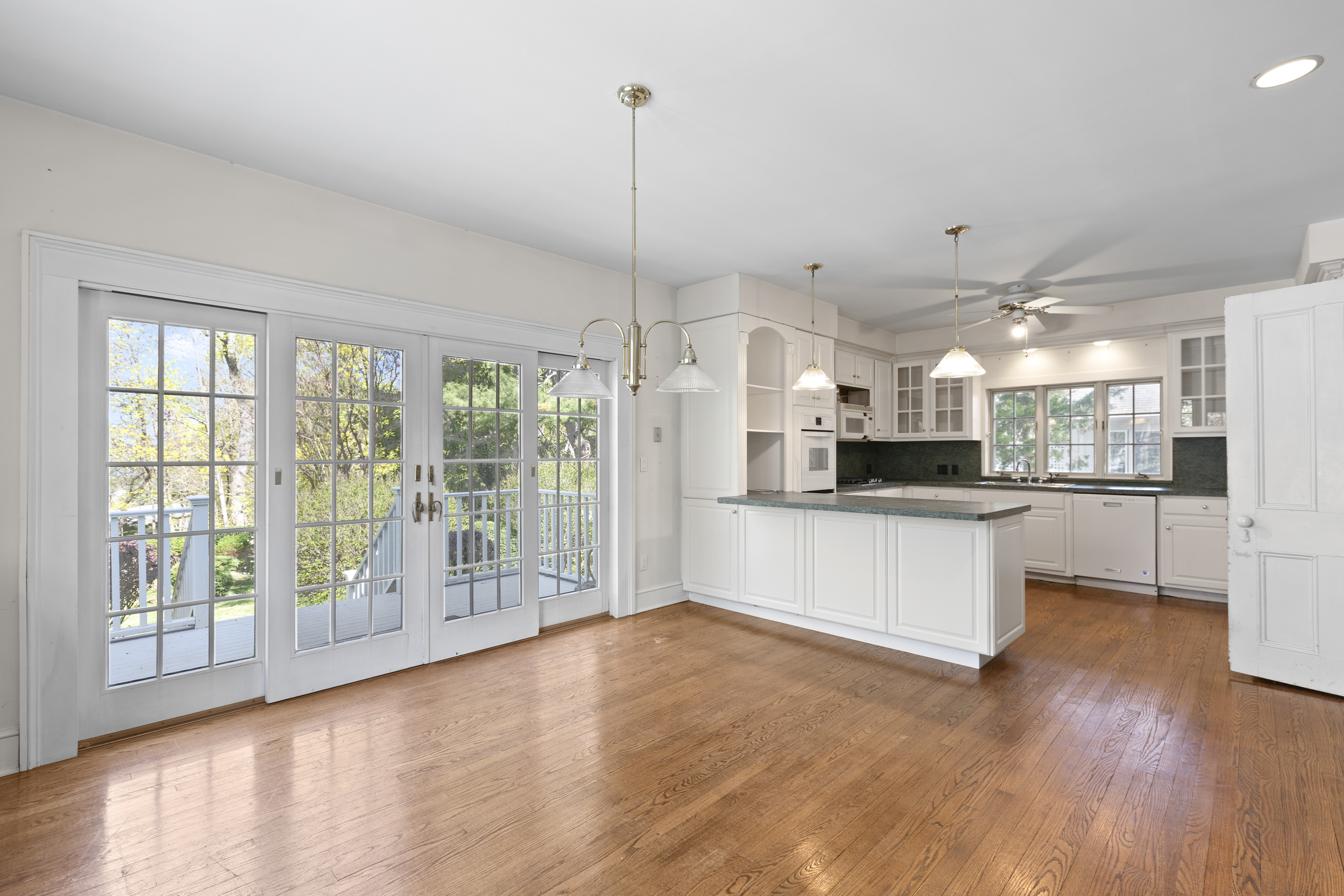 197 Christian Avenue 