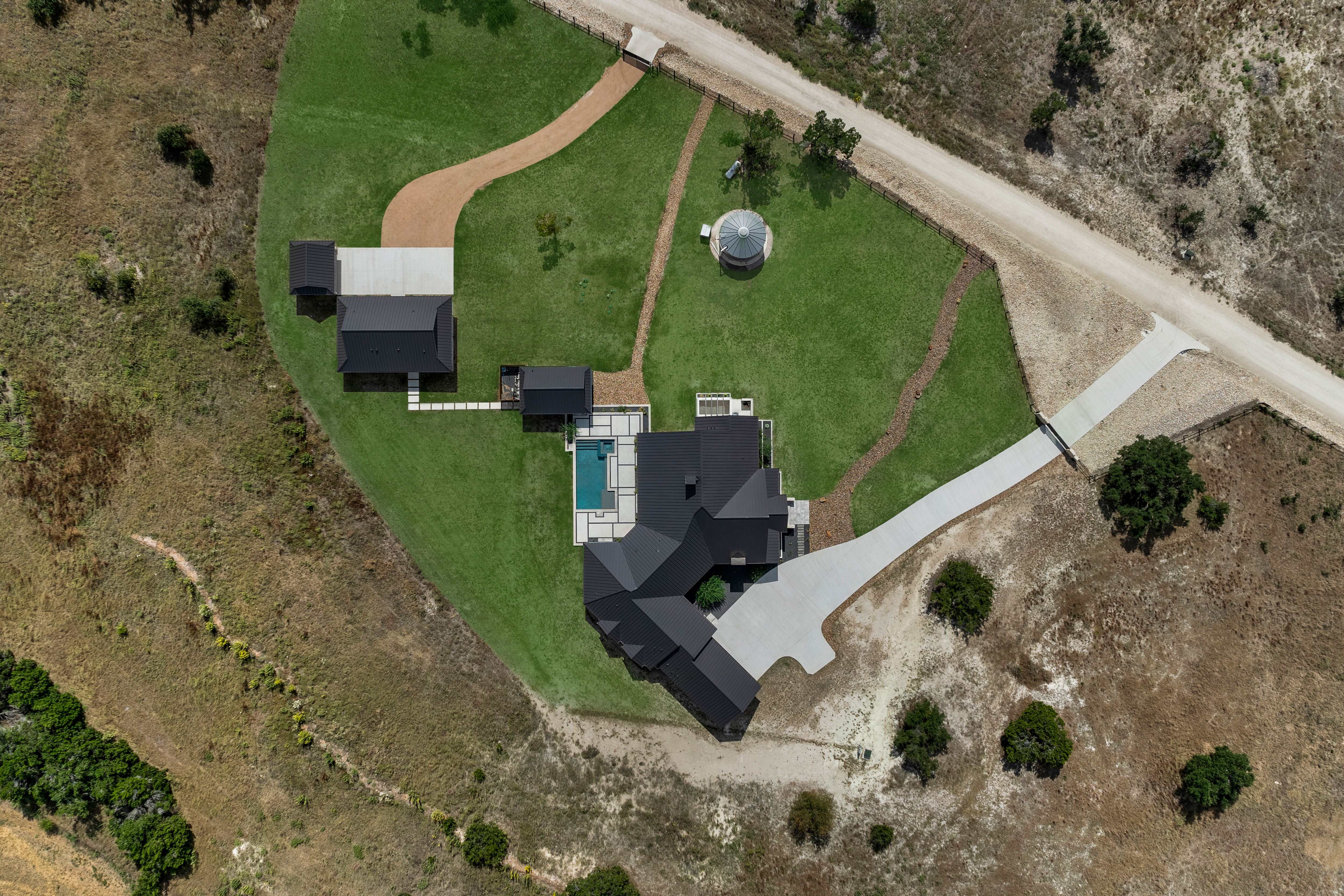 2552 C McGregor Lane 