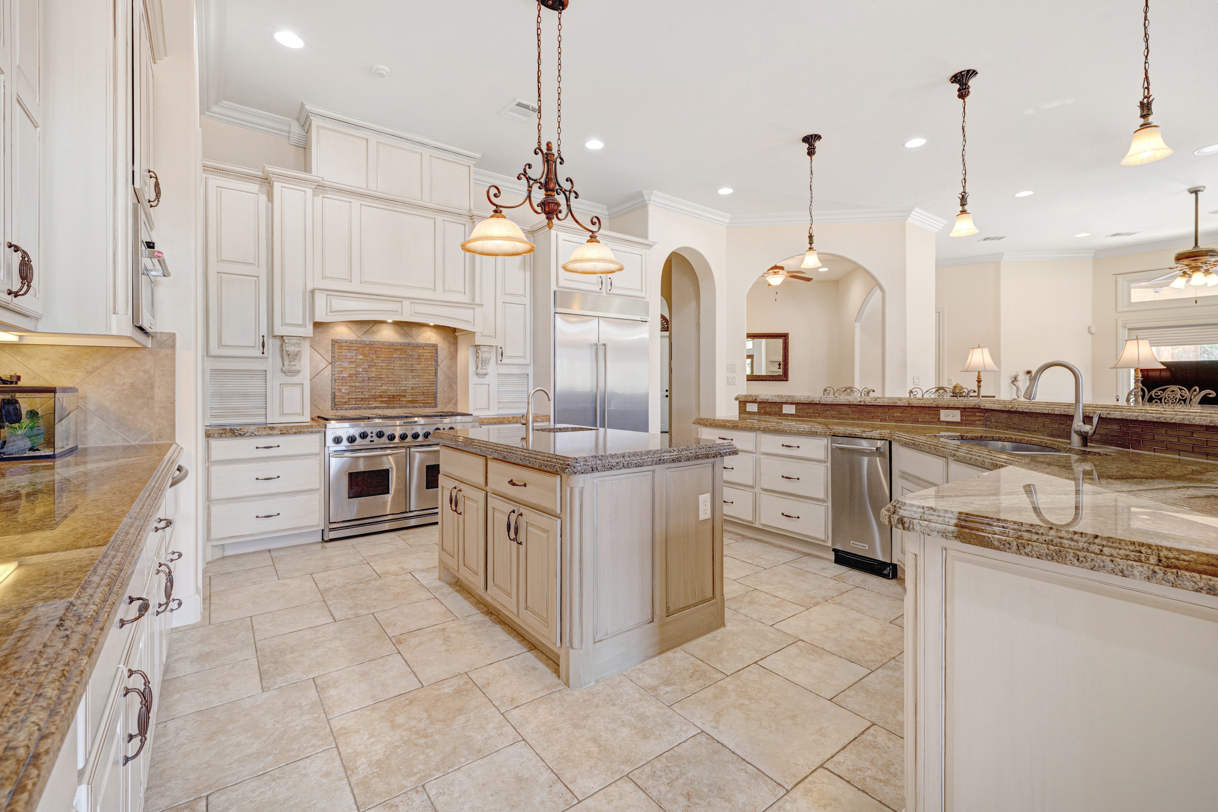 701 Cimarron Hills Trl. W. 