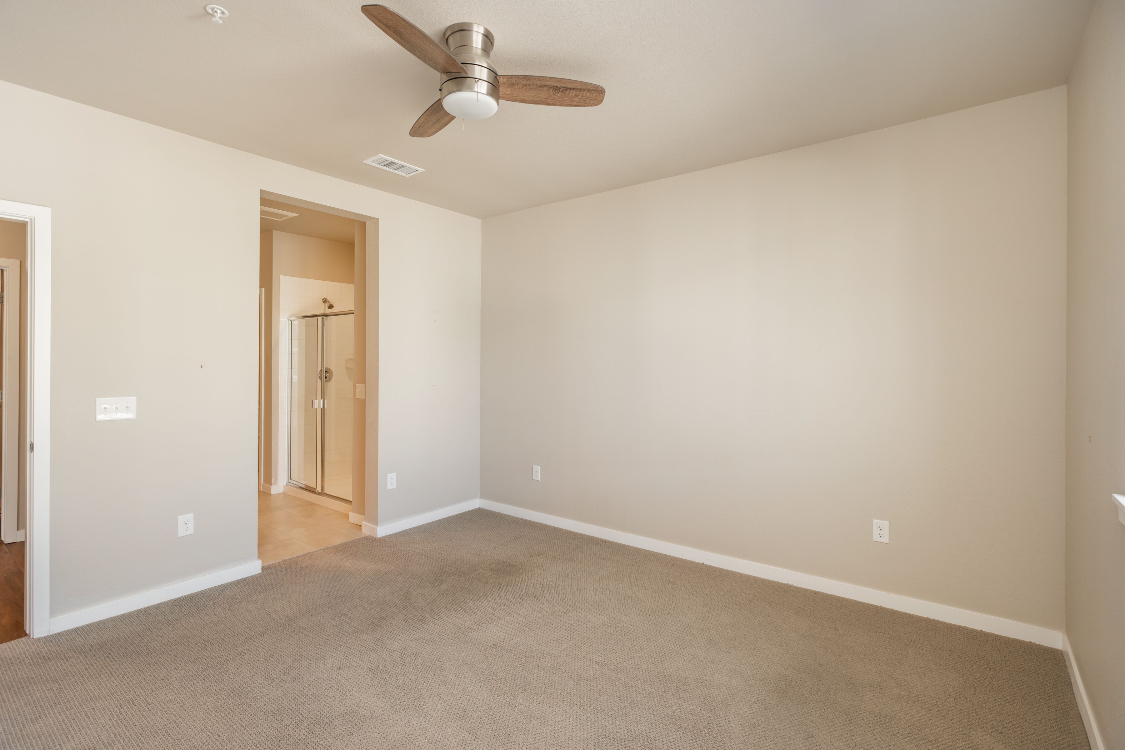 460 E Fremont Place Unit# 309