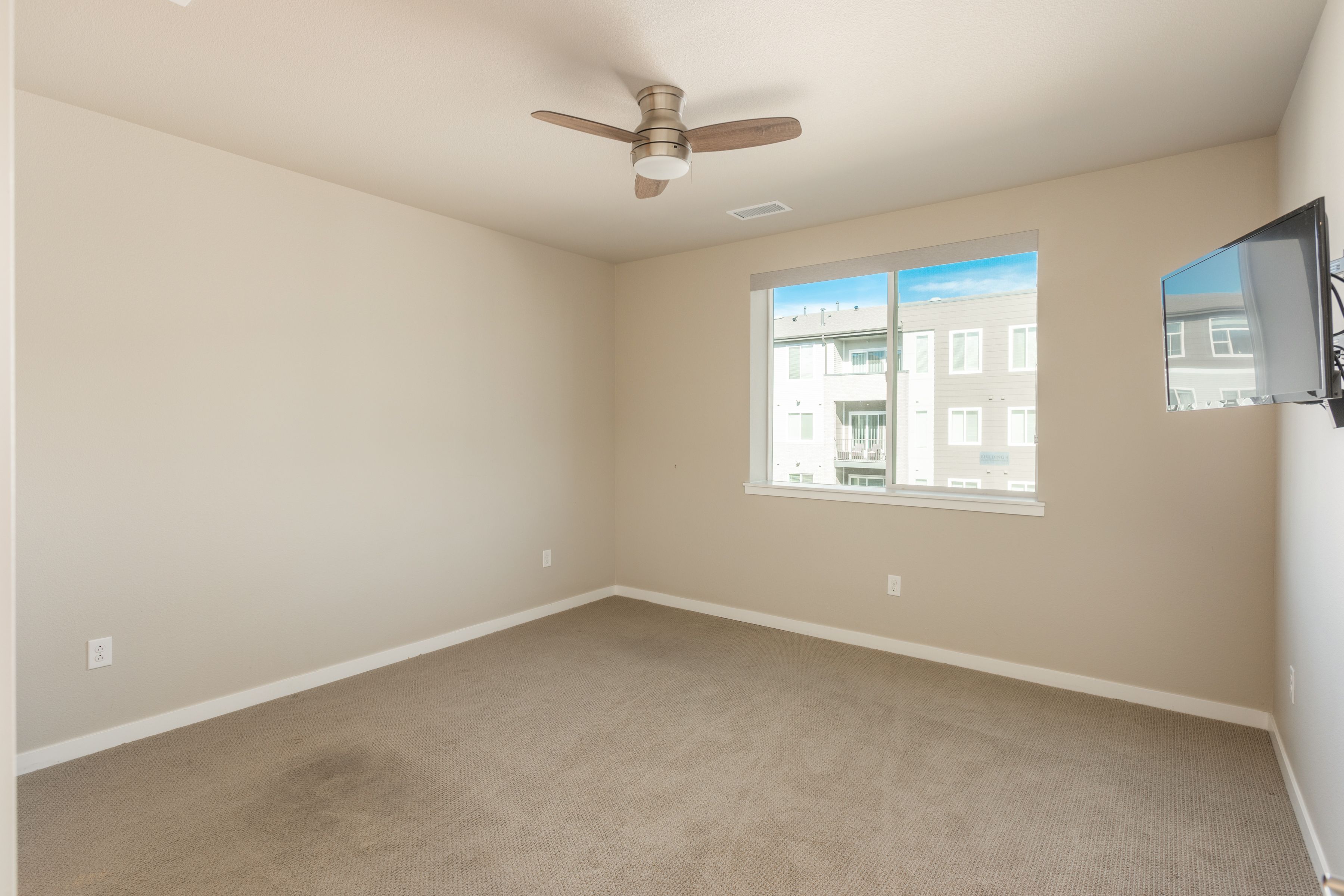 460 E Fremont Place Unit# 309