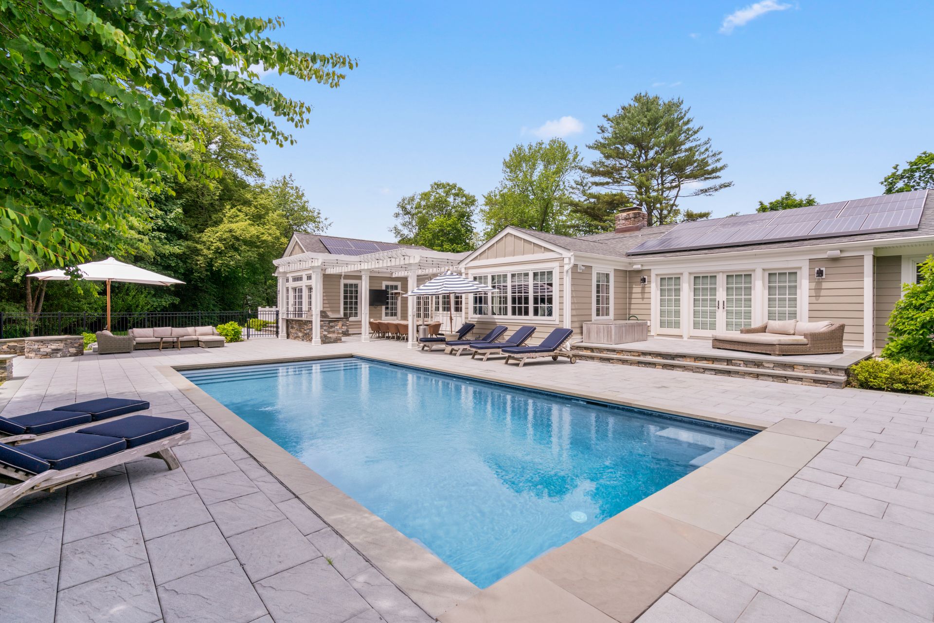 783 Remsens Lane 
