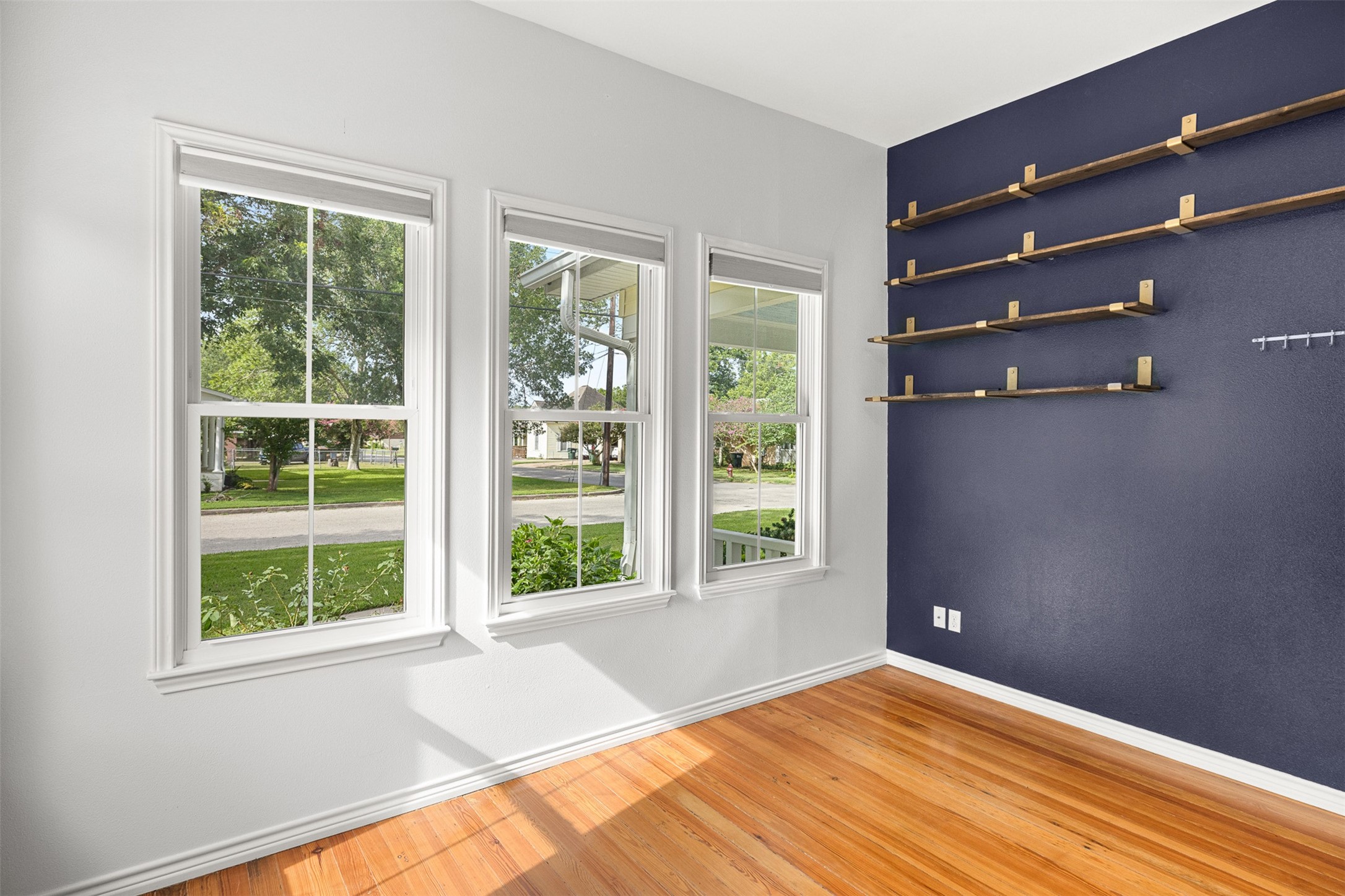 401 Bowie Street