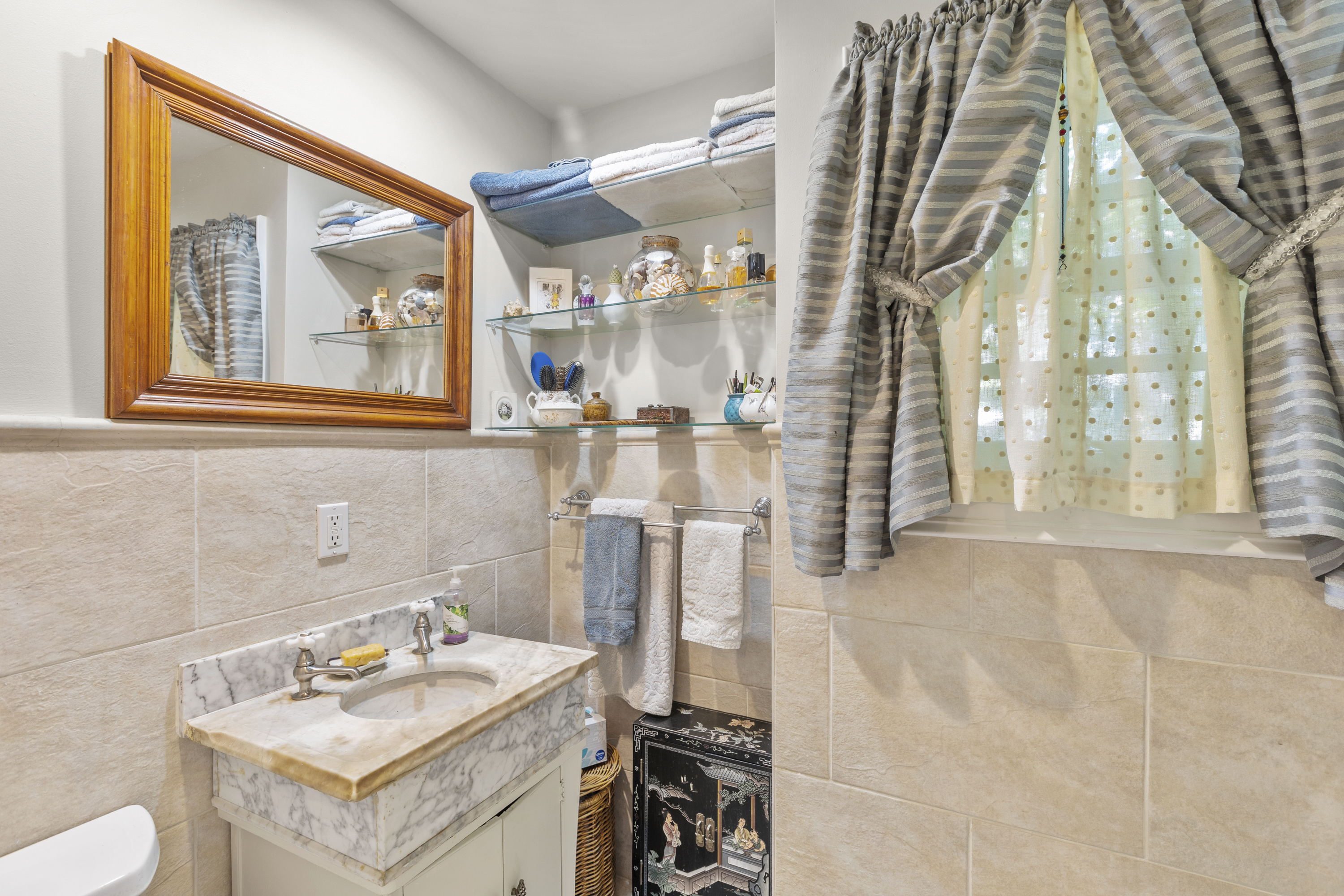 234 Christian Avenue 