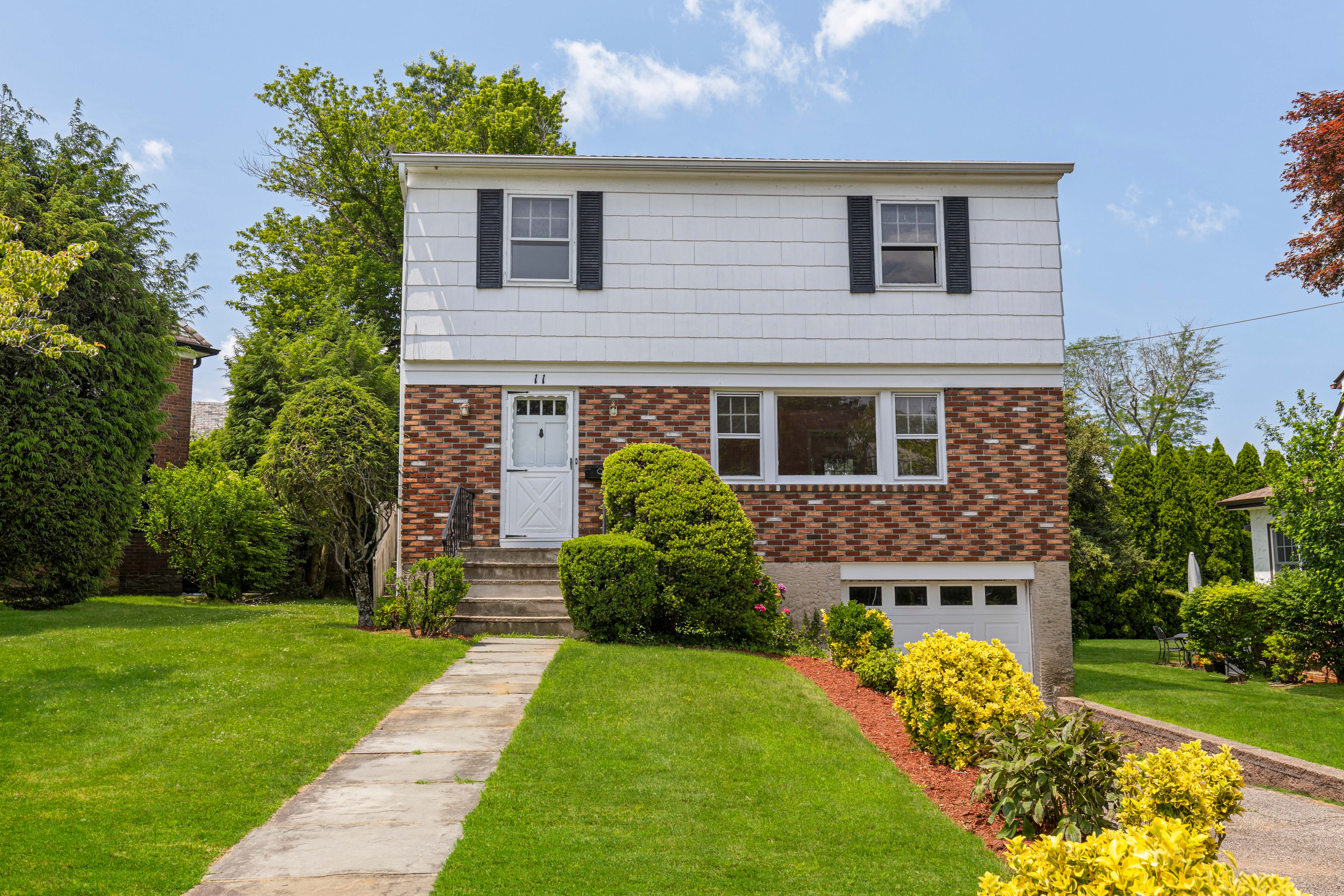 11 Park Drive