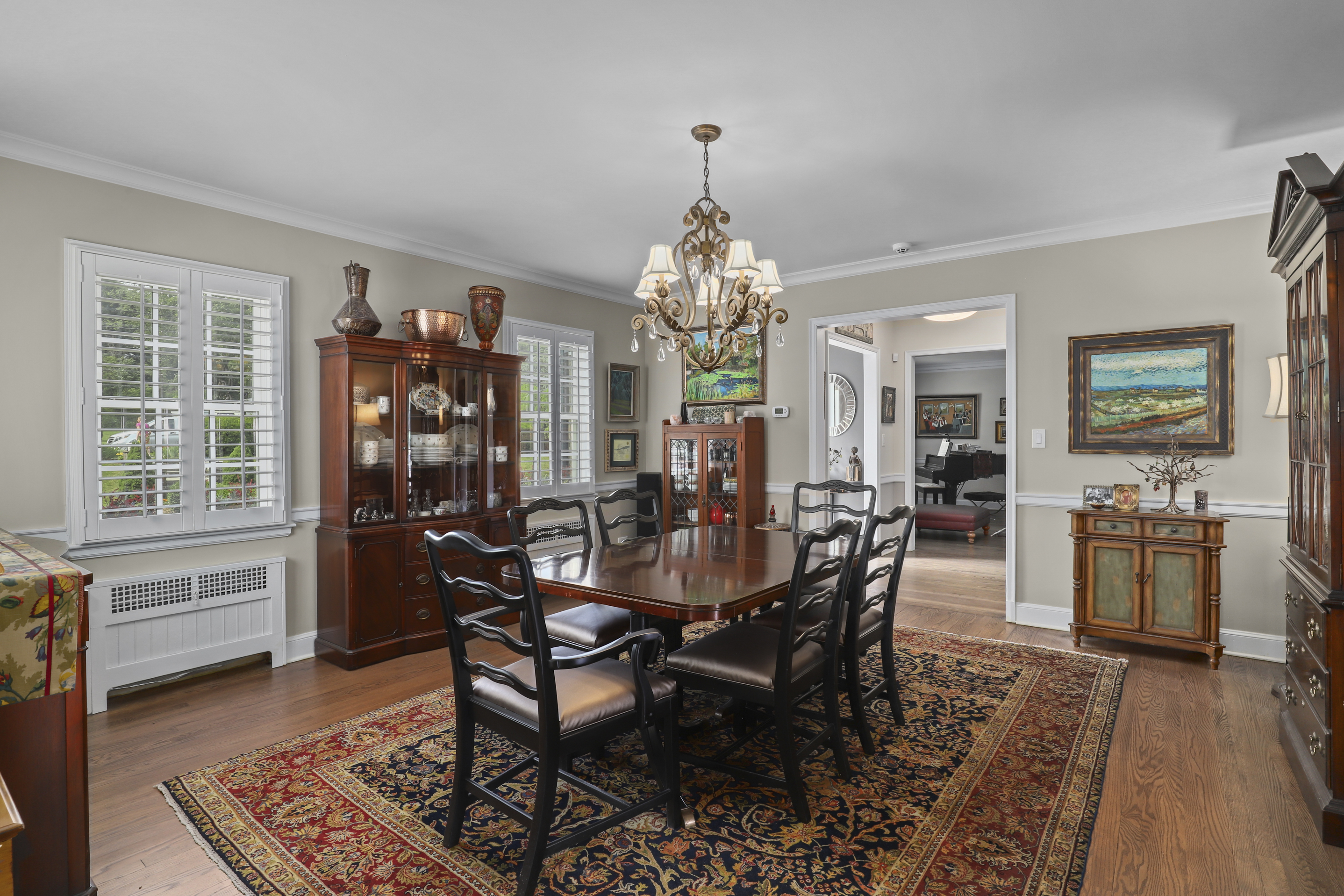 31 Colonial Road