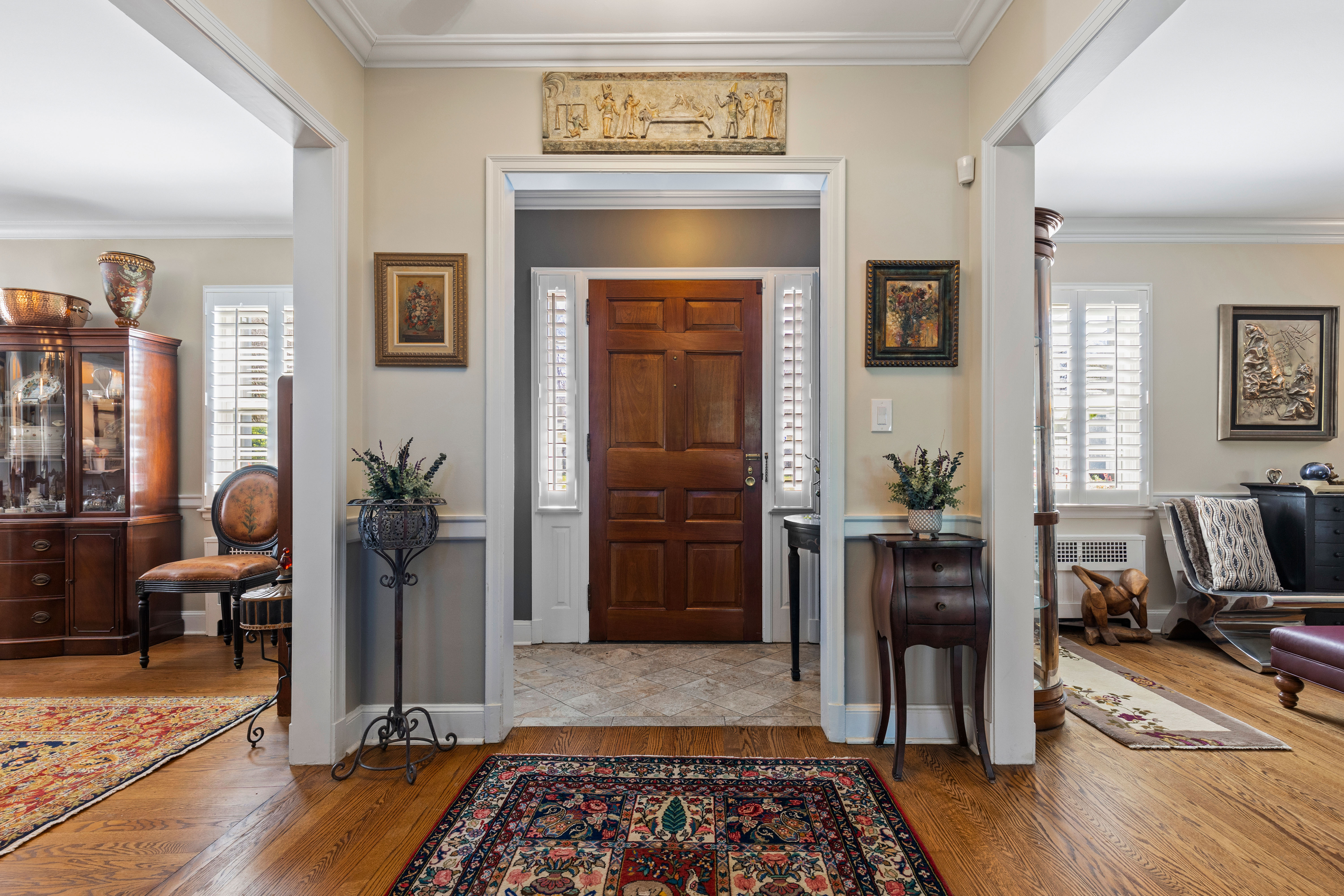 31 Colonial Road