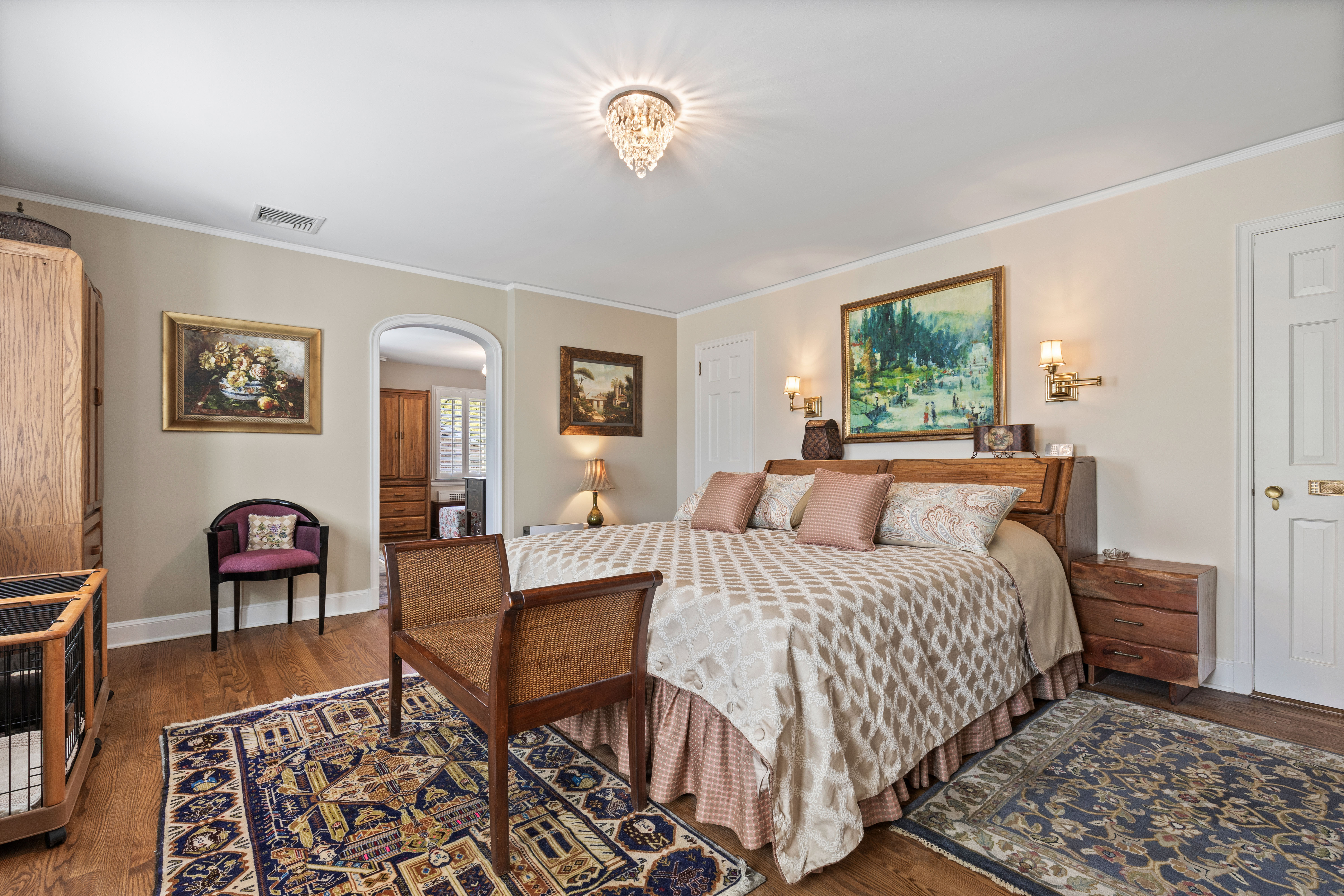 31 Colonial Road