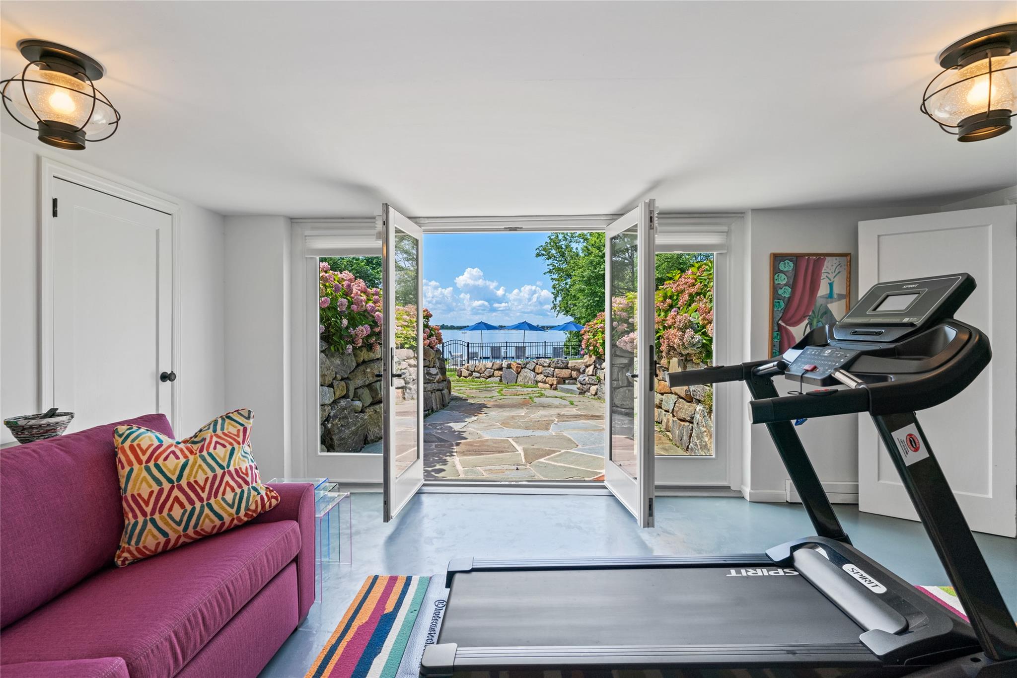 527 Centre Island Road 