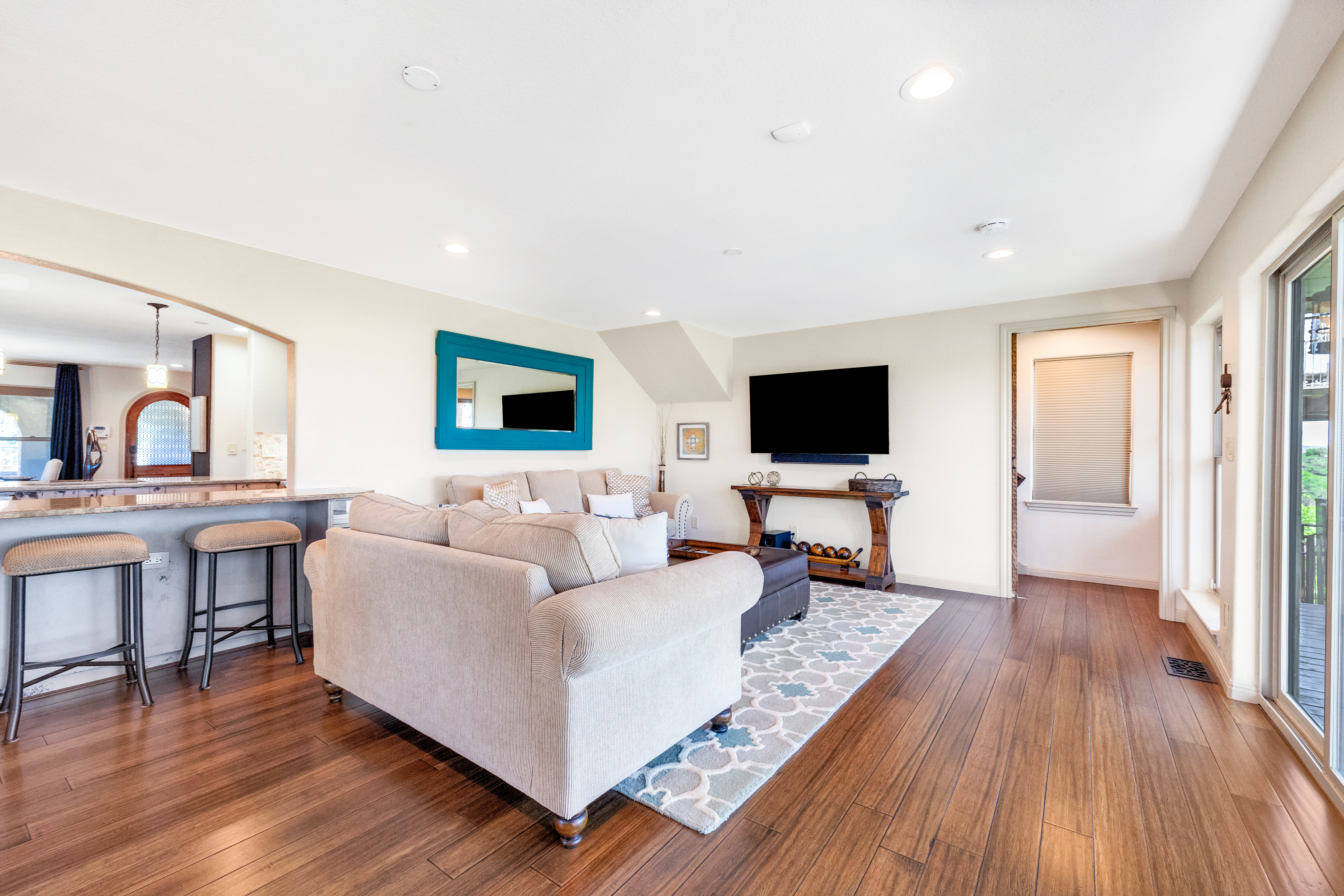3203 Brass Buttons Trail 