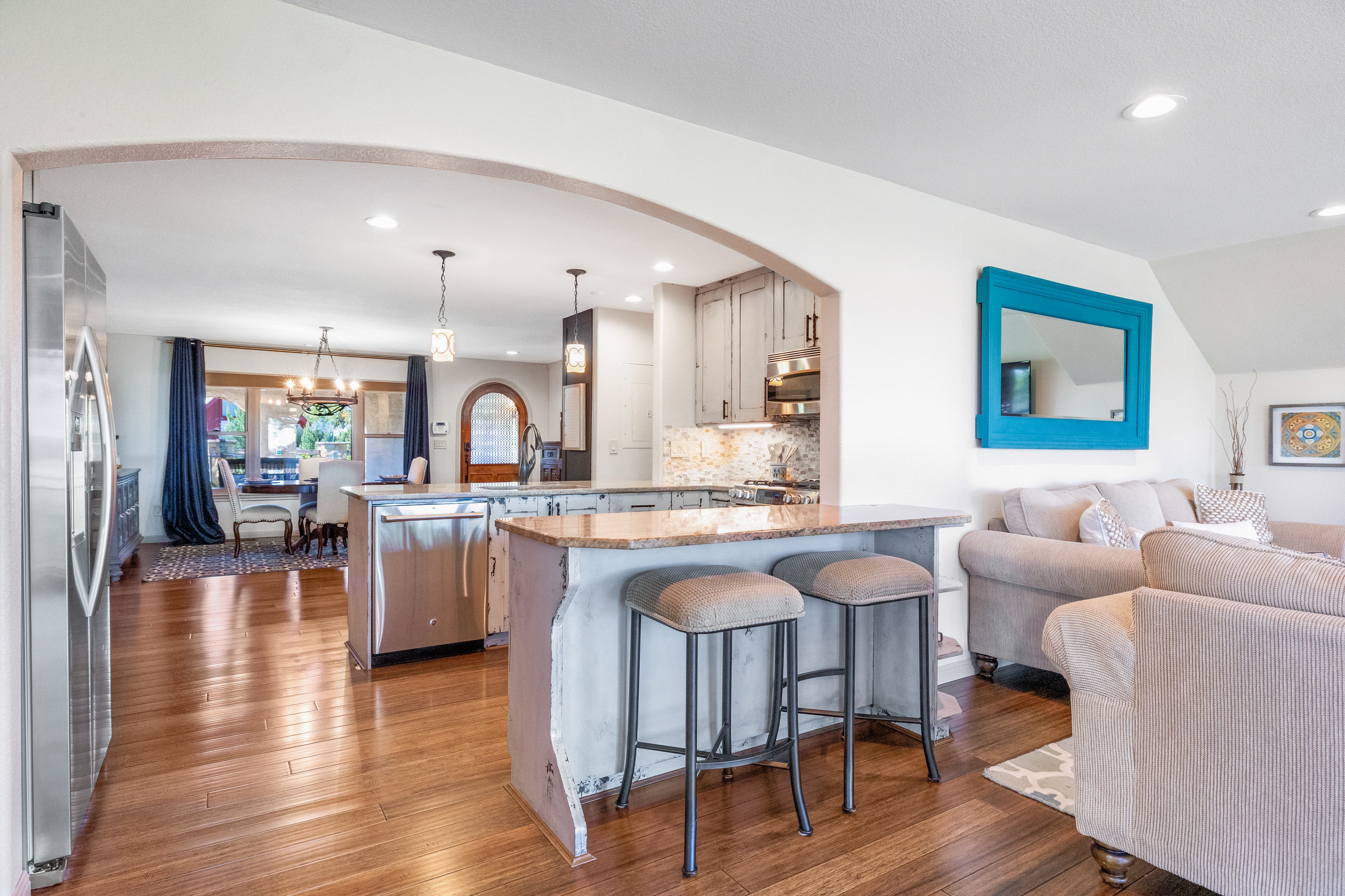 3203 Brass Buttons Trail 