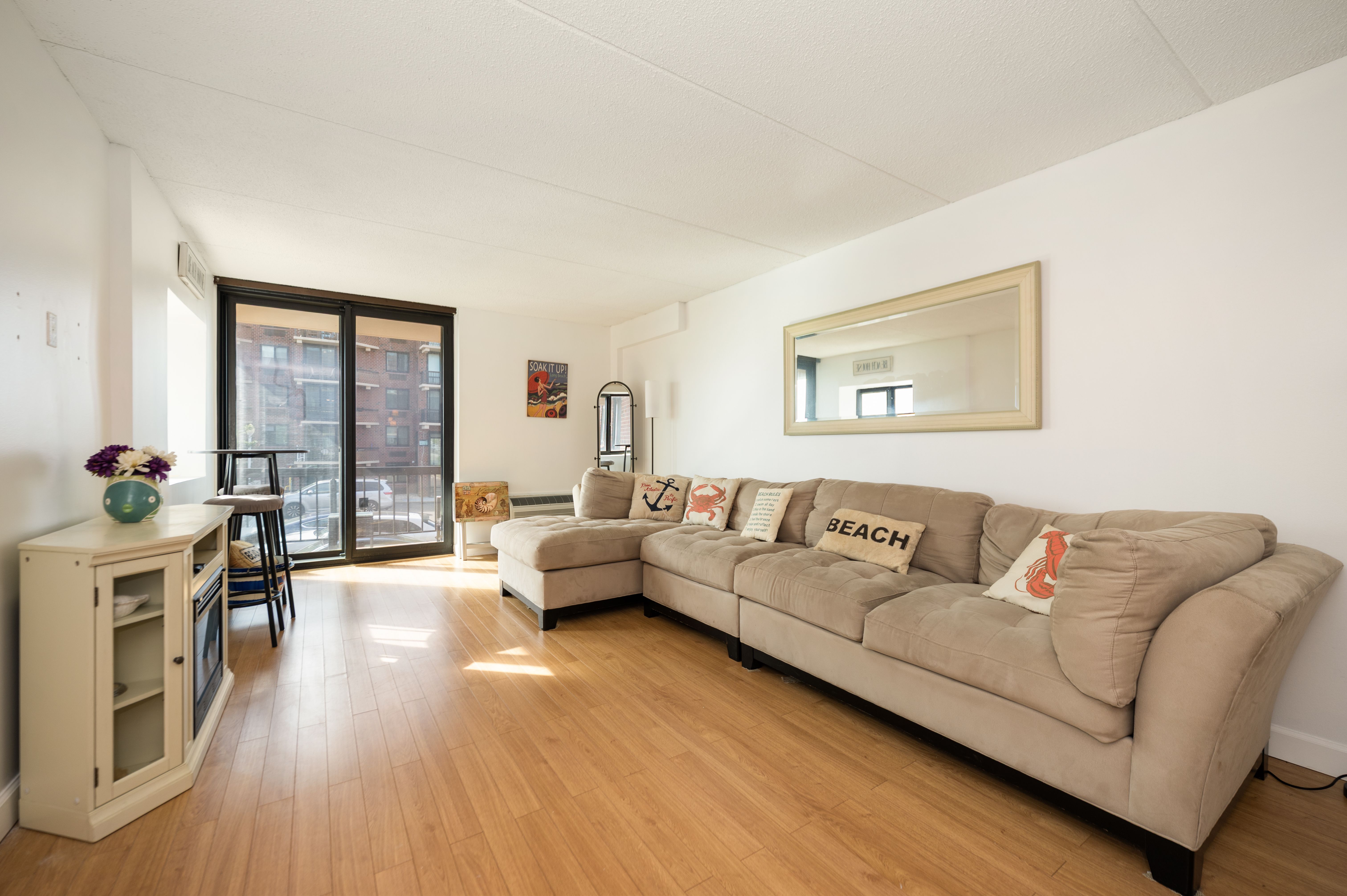 730 W Broadway Unit# 2J