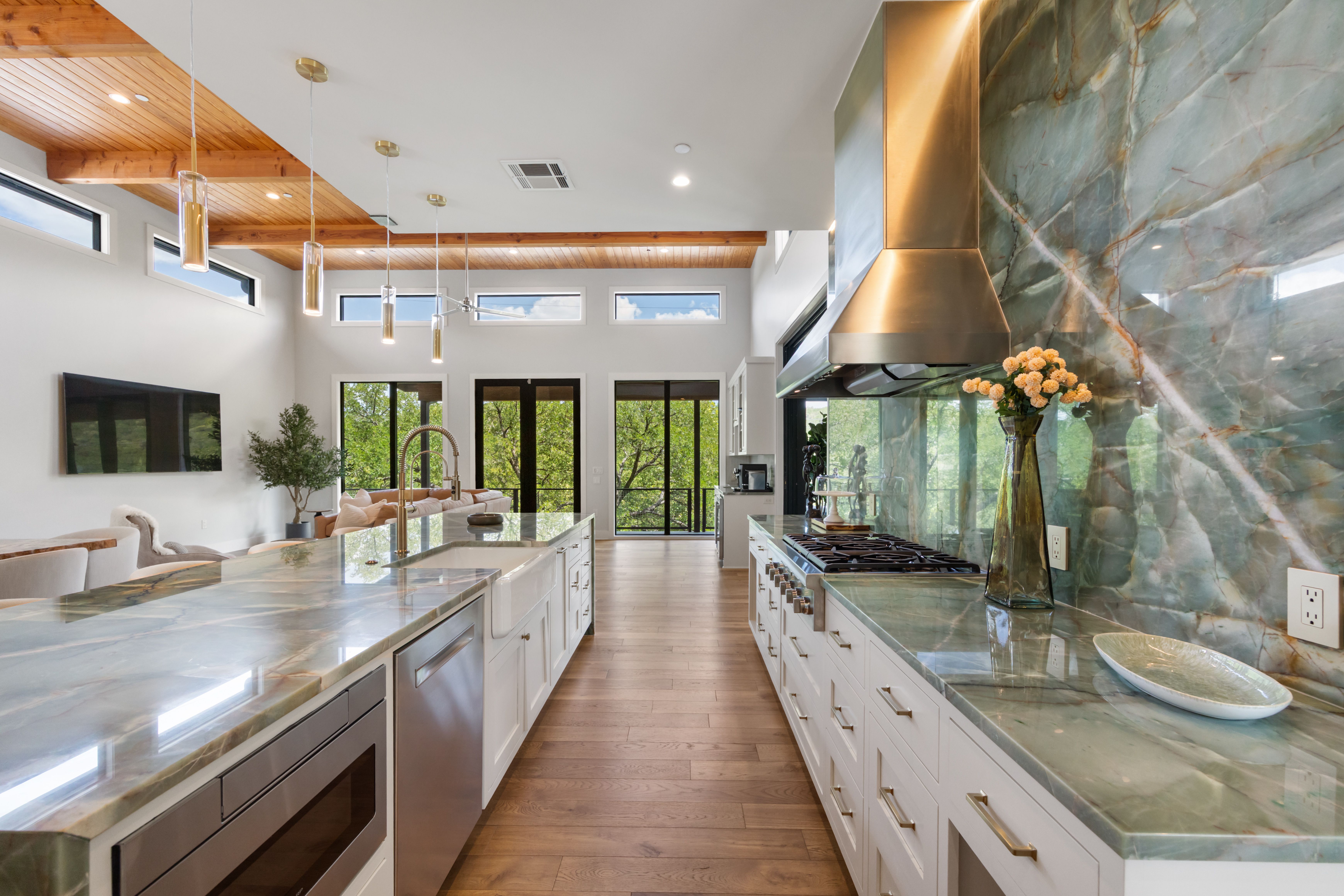 5605 Creek Mountain 