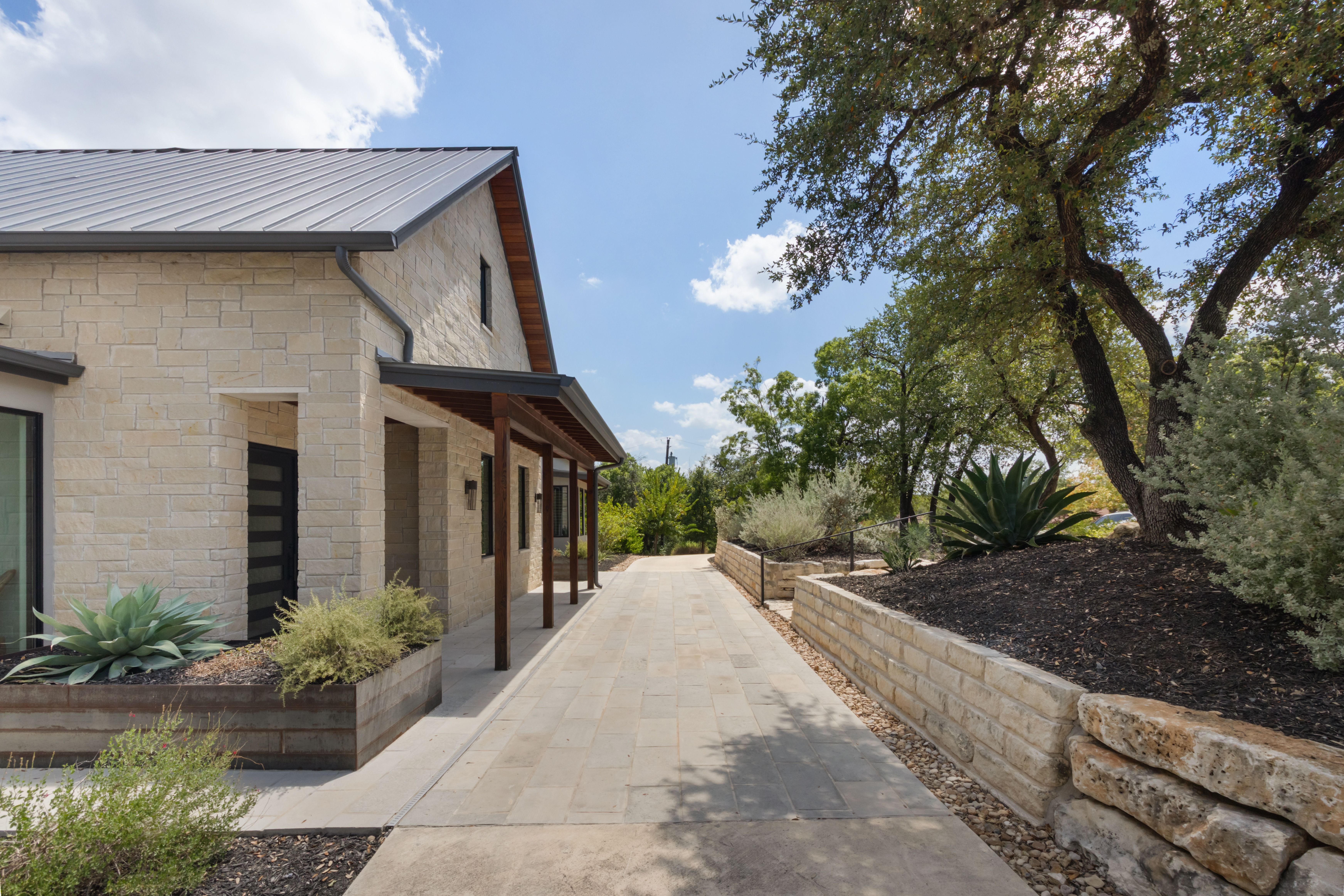 5605 Creek Mountain 