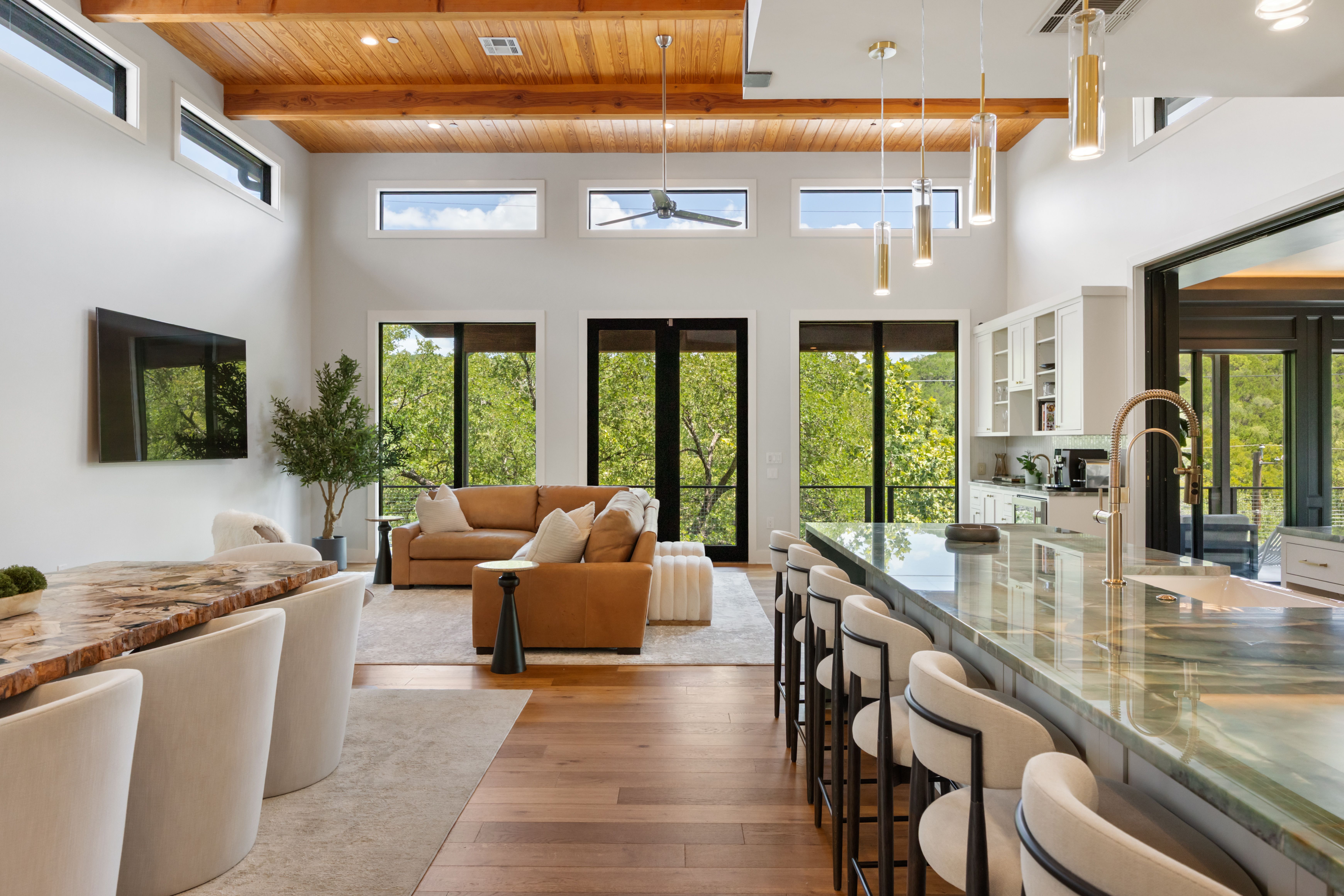 5605 Creek Mountain 