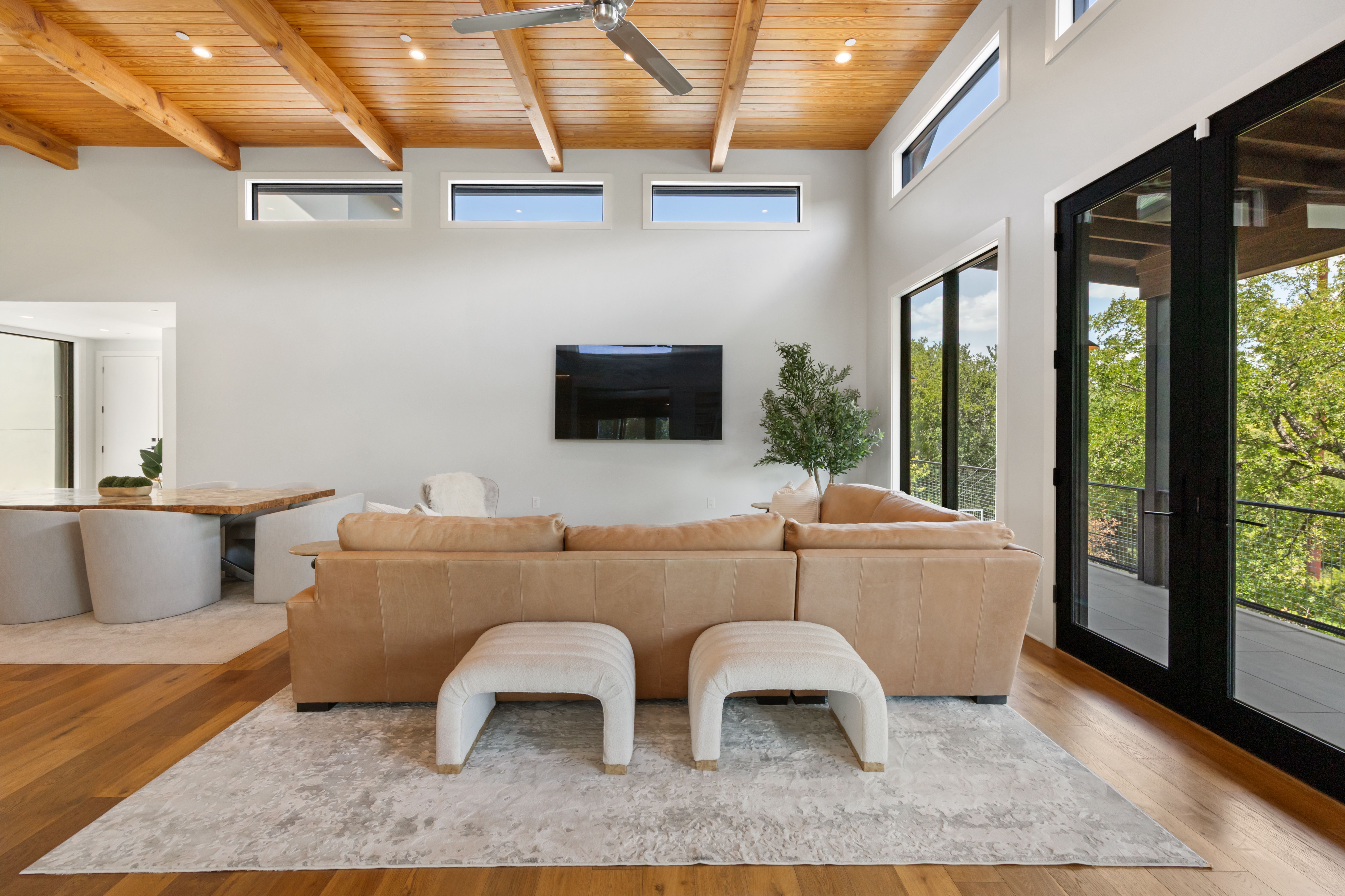 5605 Creek Mountain 