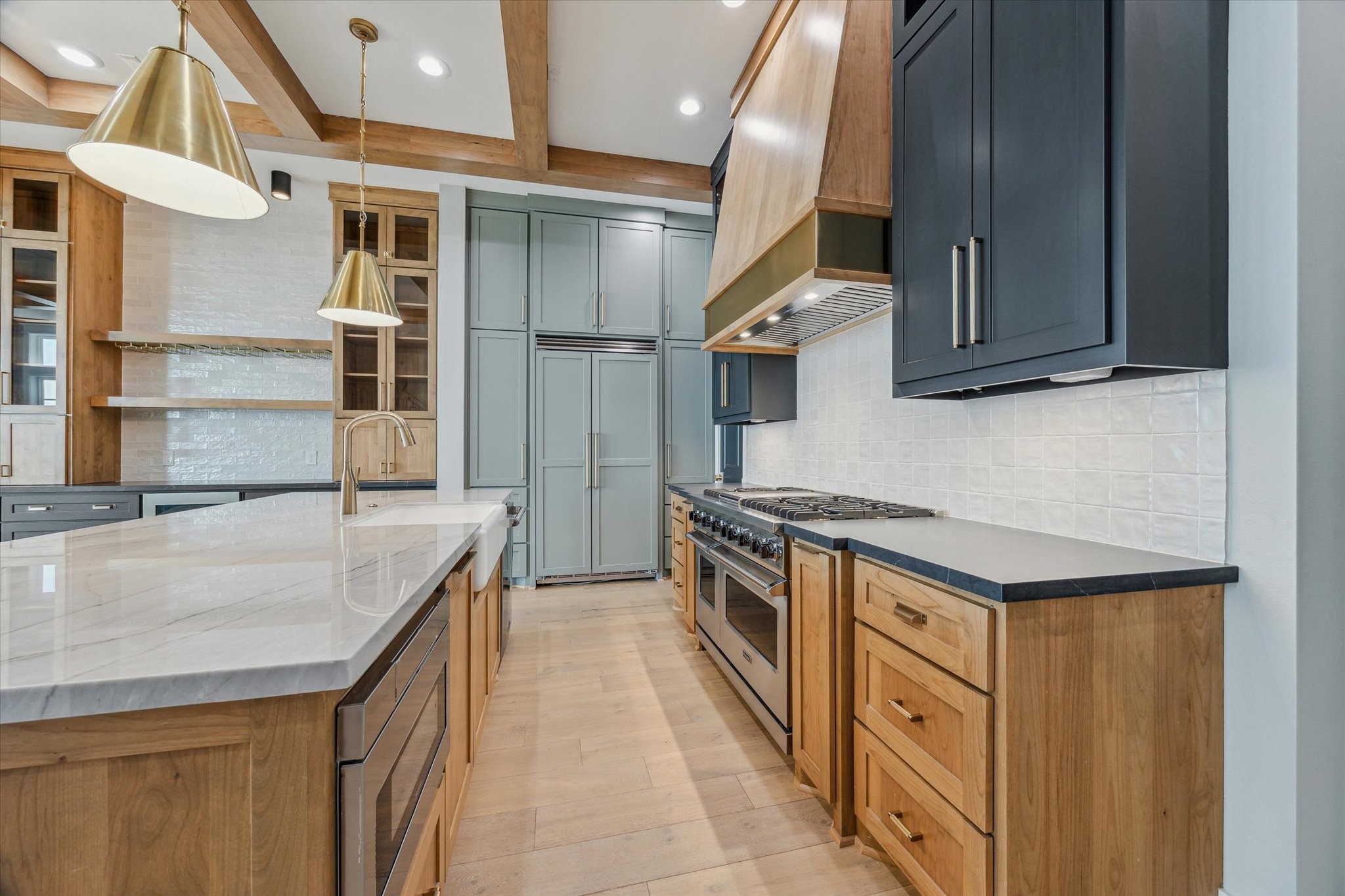 2447 Lakewood Pointe