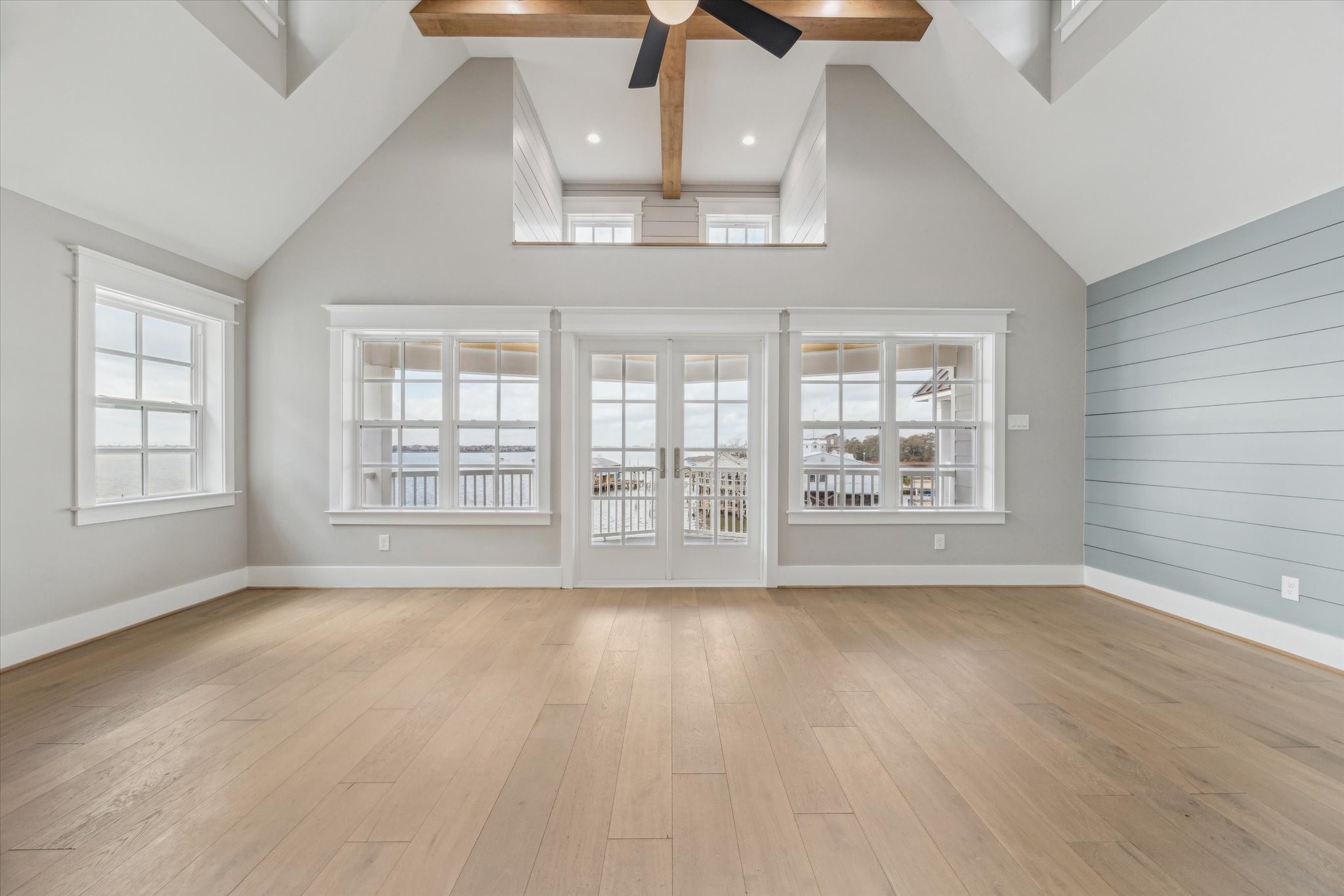 2447 Lakewood Pointe