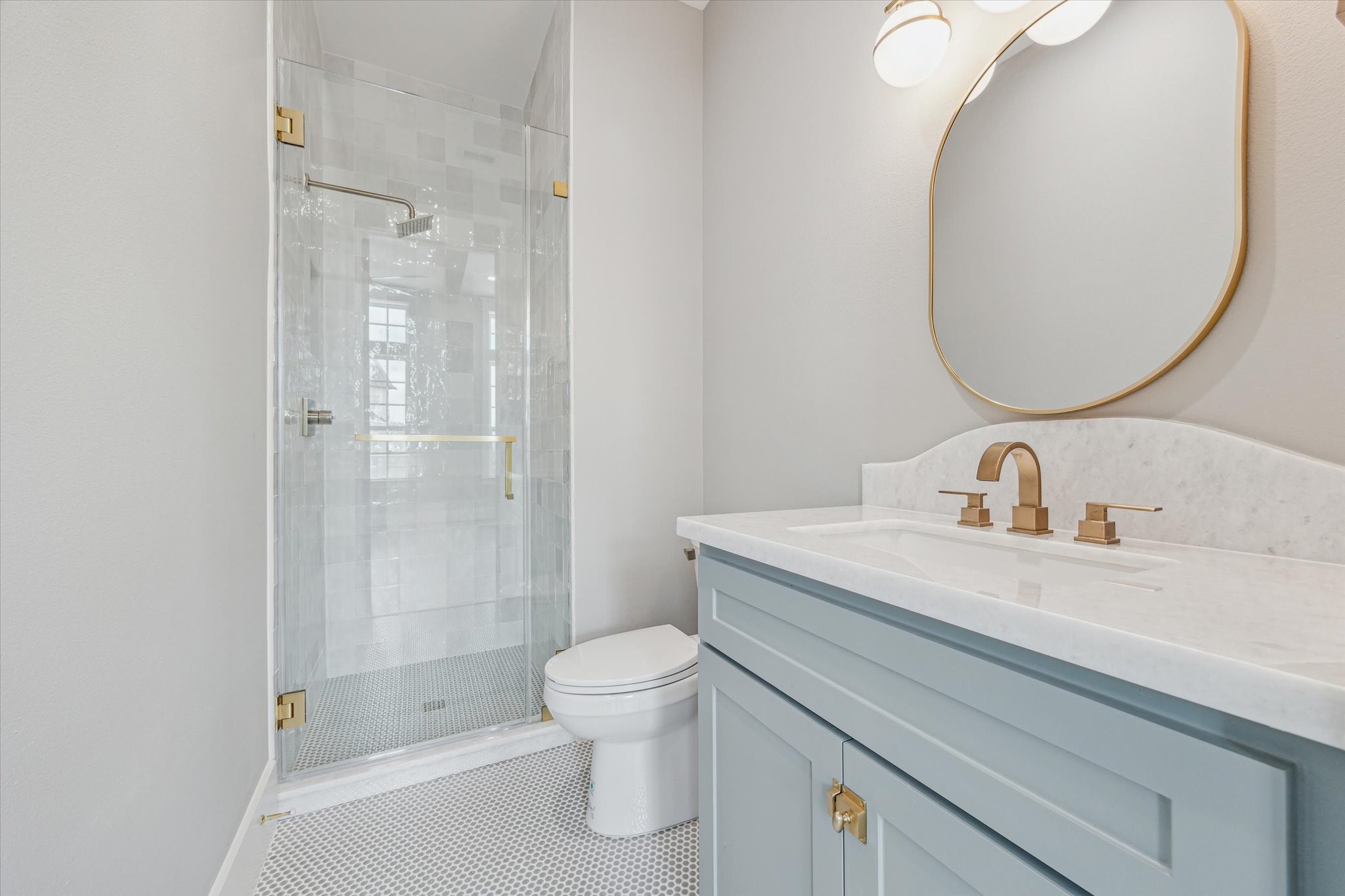 2447 Lakewood Pointe