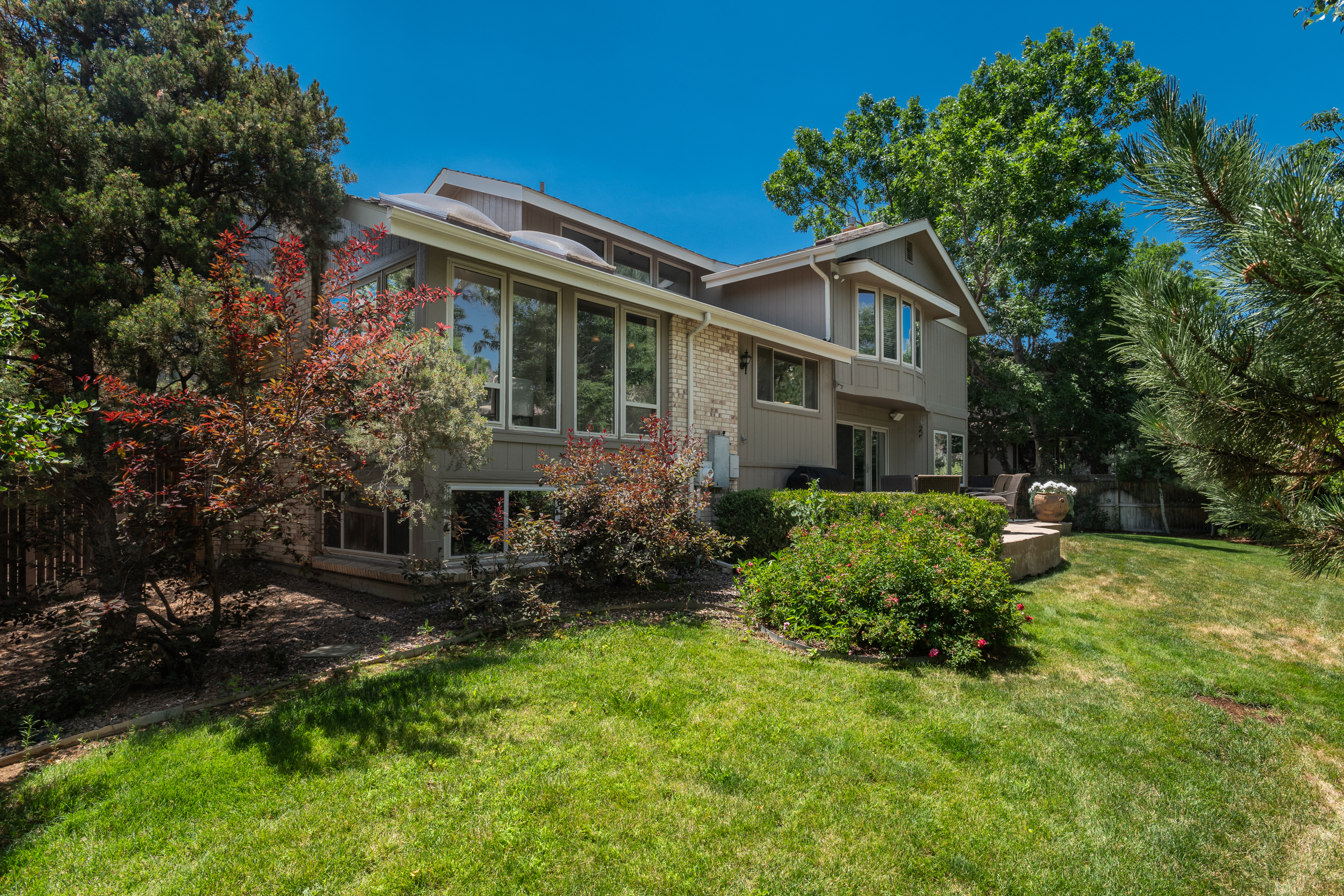 5373 E Links Circle