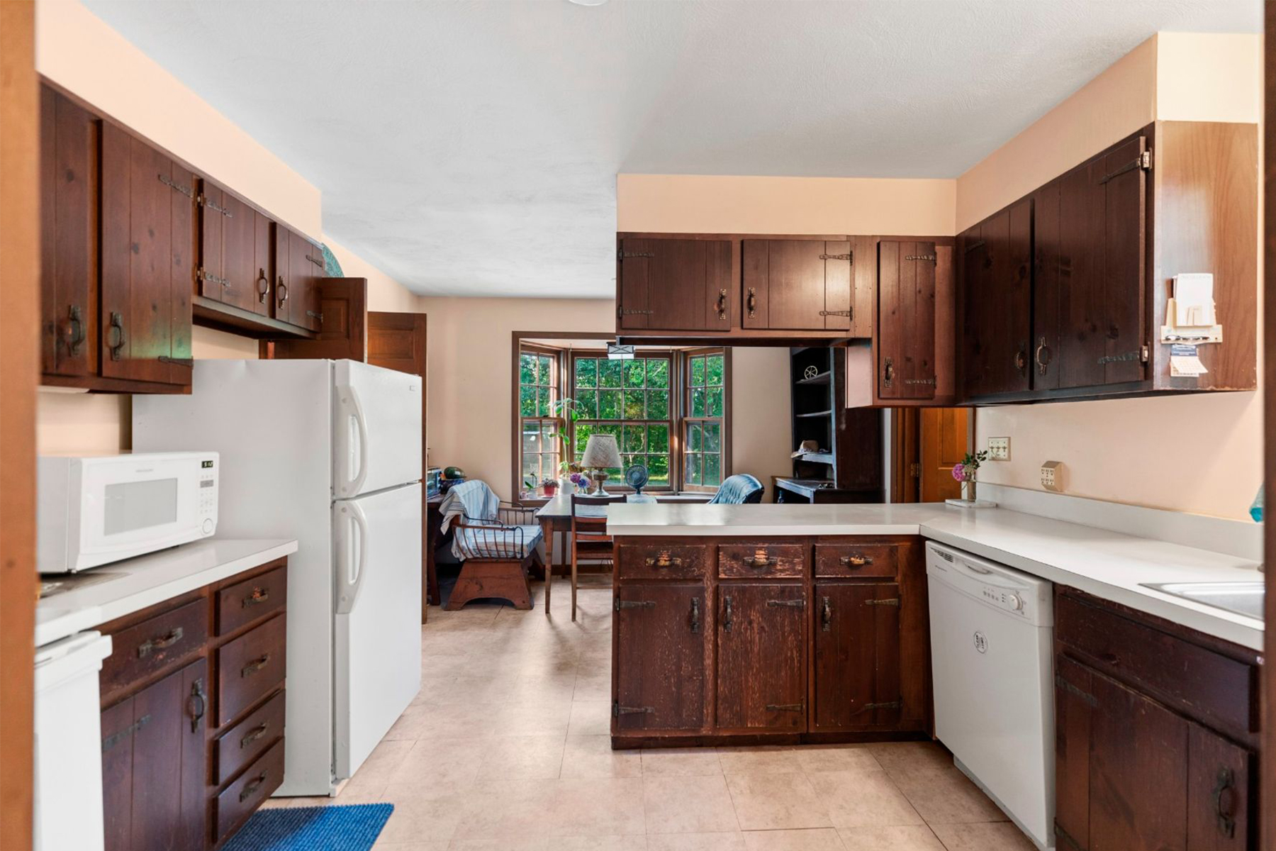 24 Meadow View Drive 
