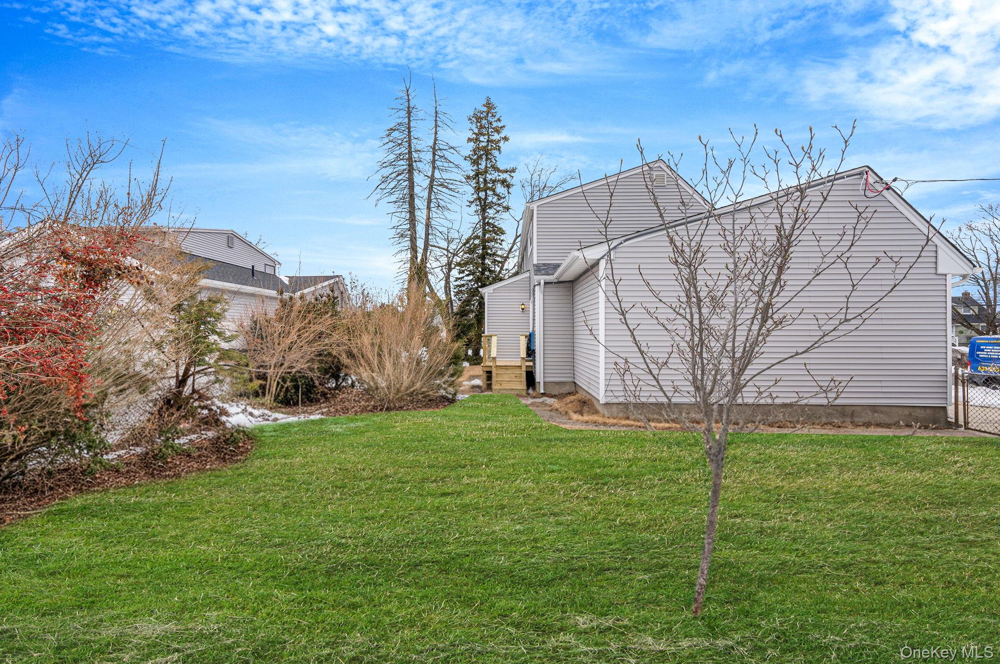 18 Oakdale Place
