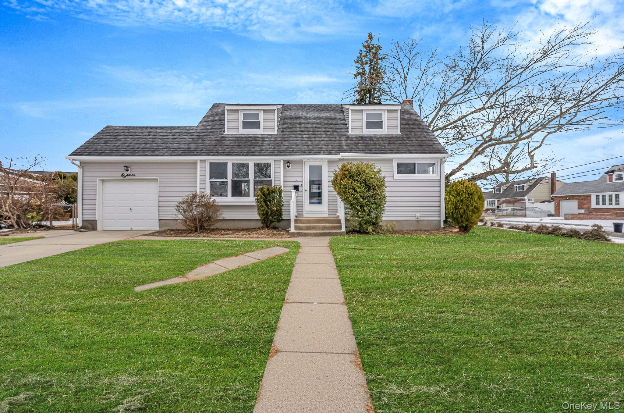 18 Oakdale Place