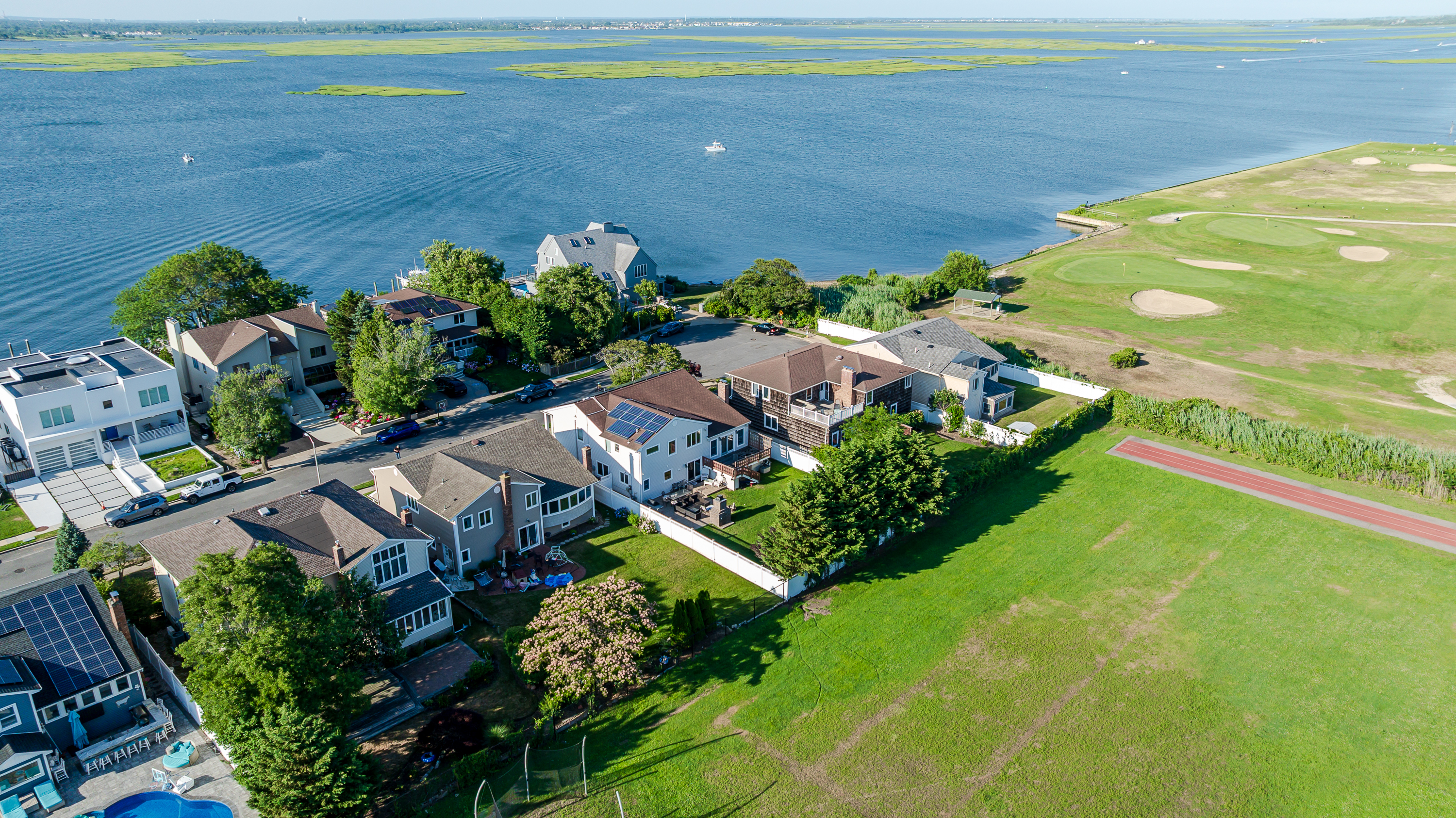 330 Harbor Drive