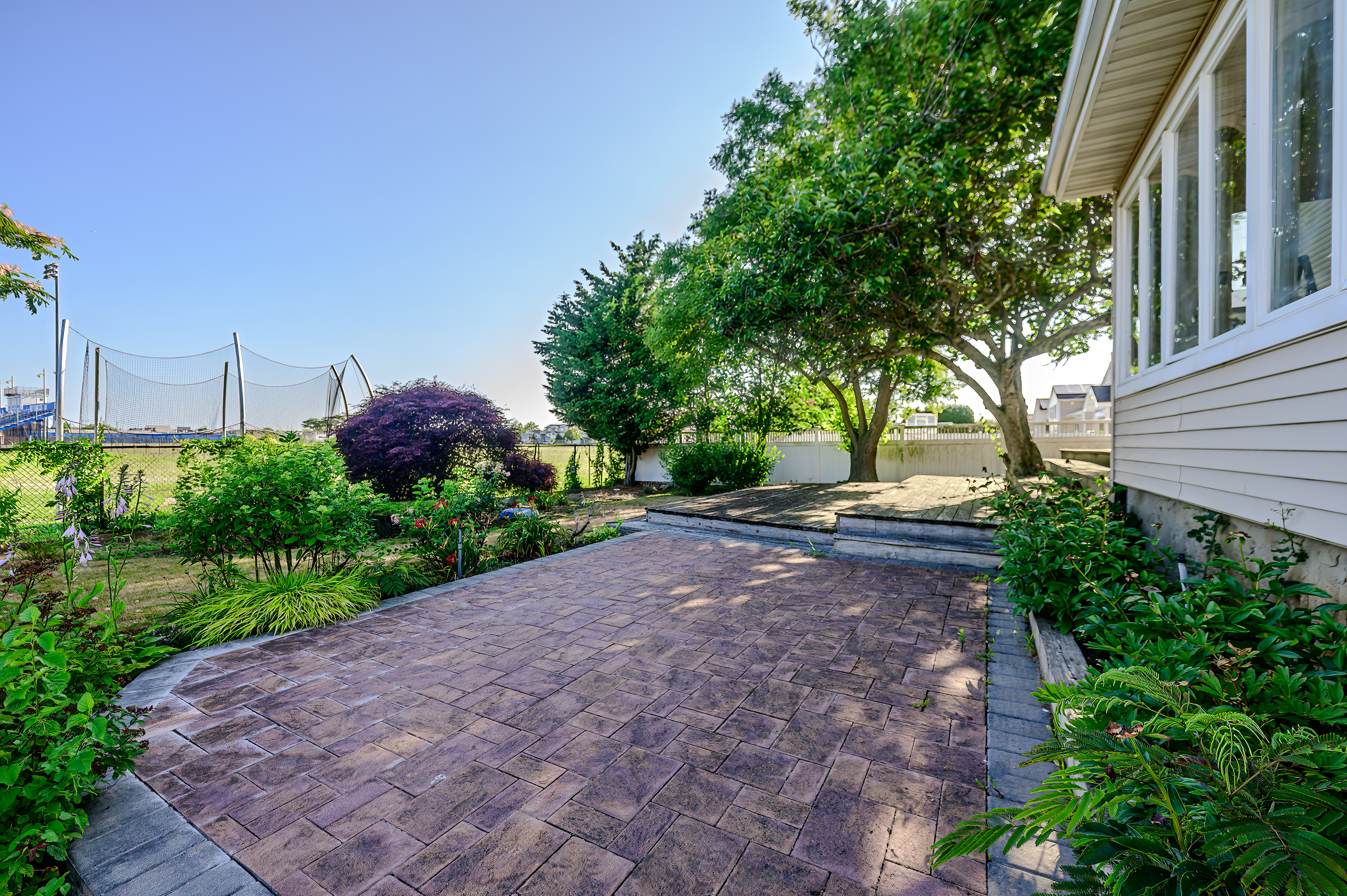 330 Harbor Drive