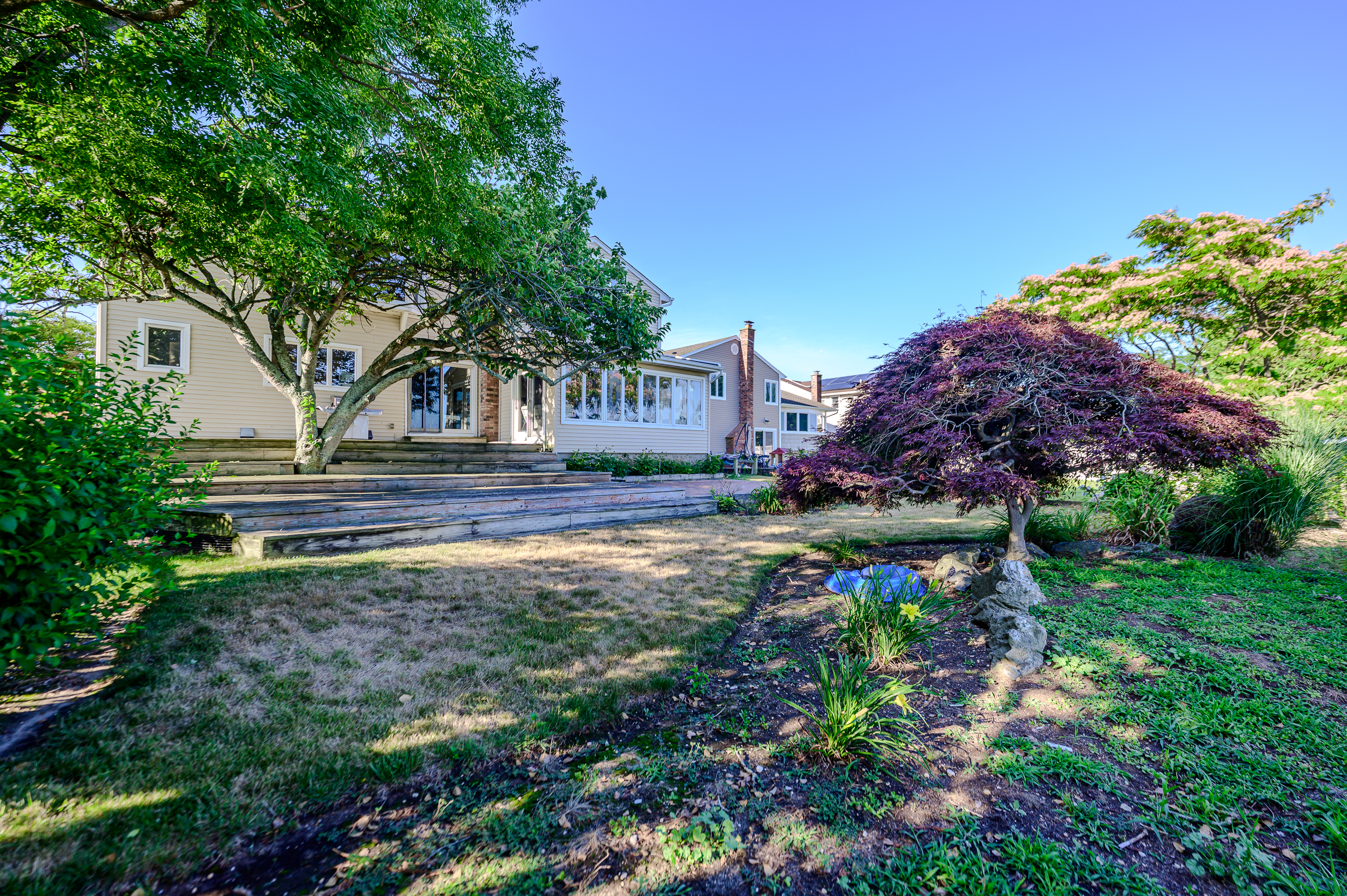 330 Harbor Drive