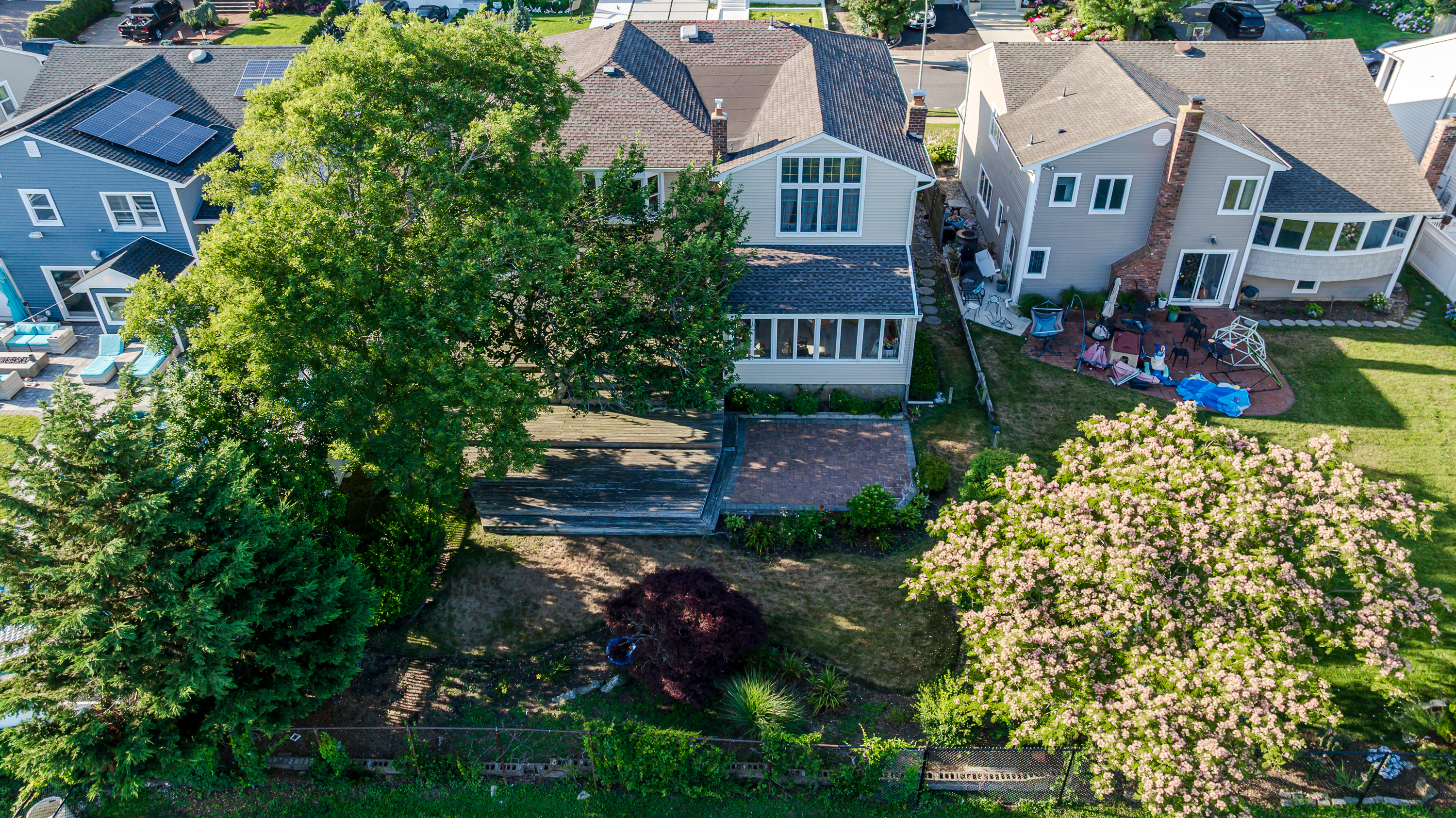 330 Harbor Drive