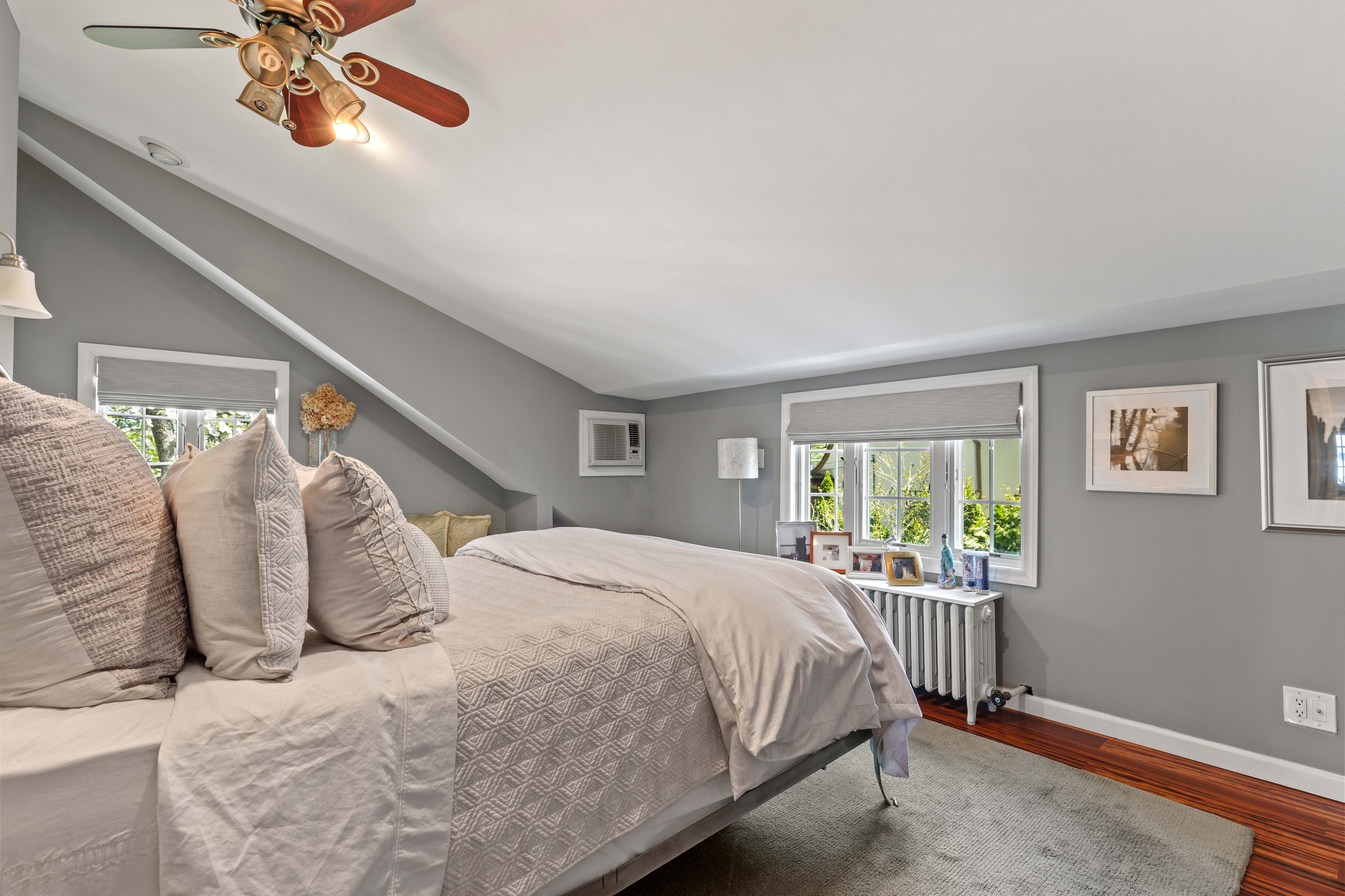 27 Smith Avenue