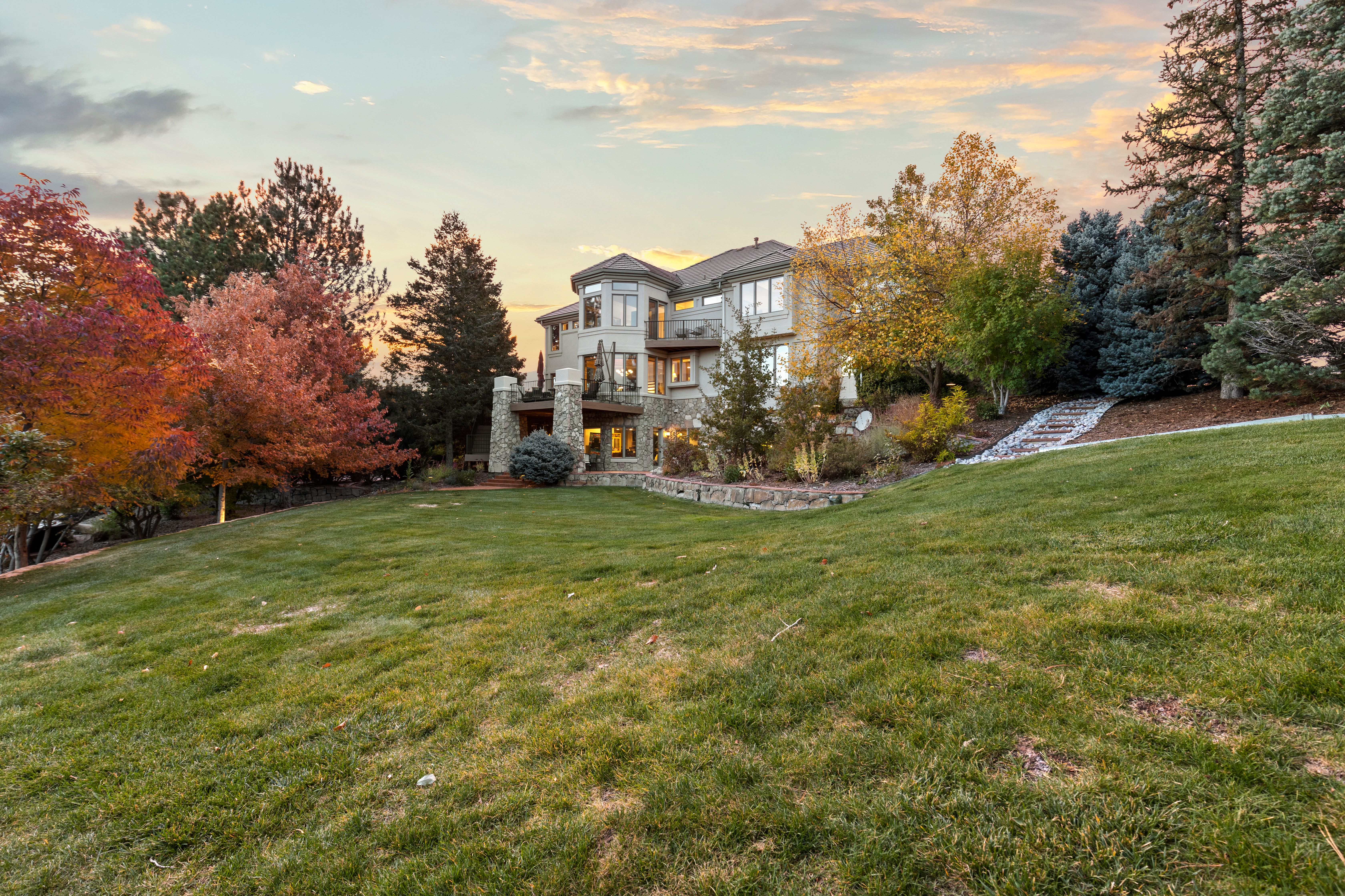 298 Fairchild Dr. 