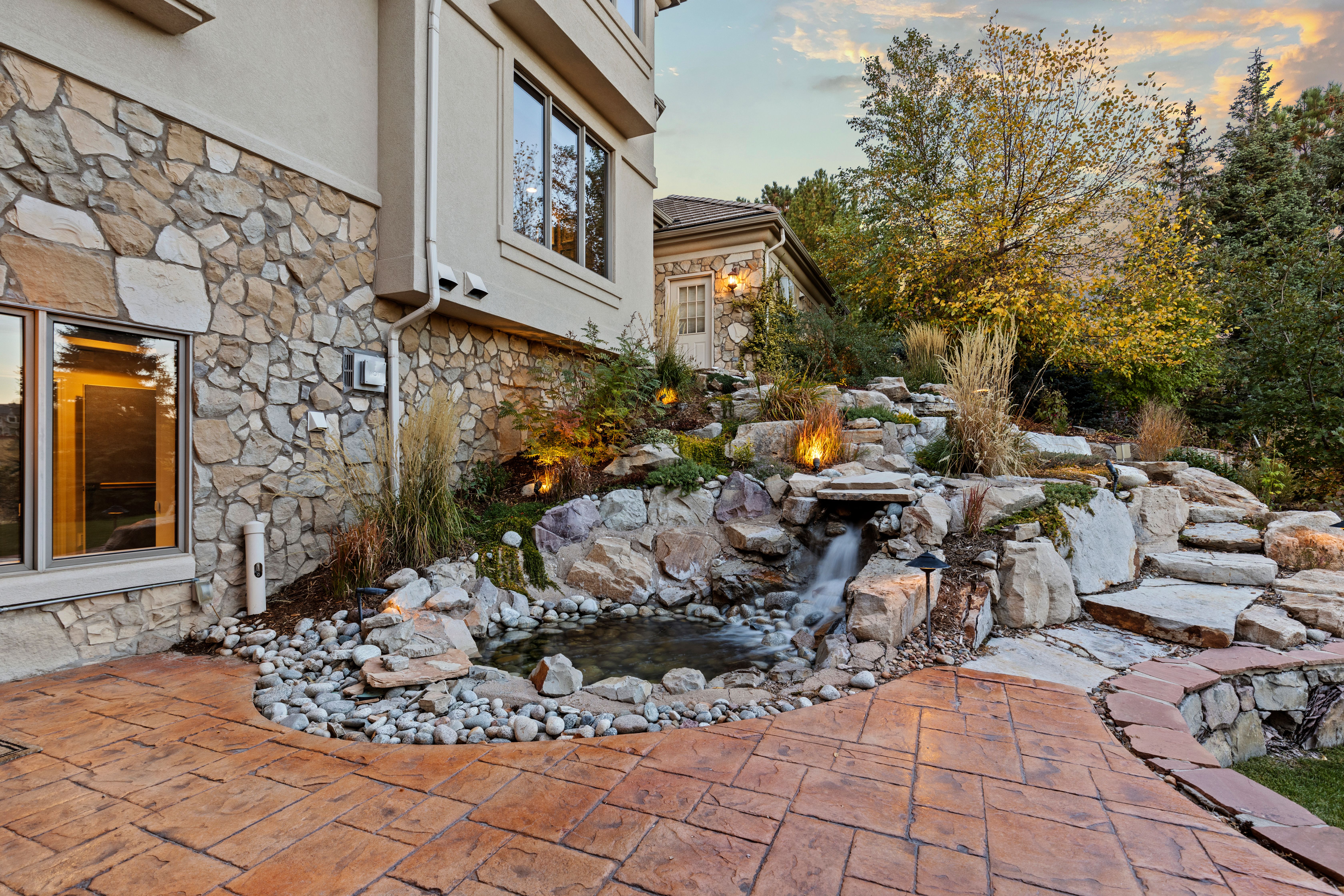 298 Fairchild Dr. 