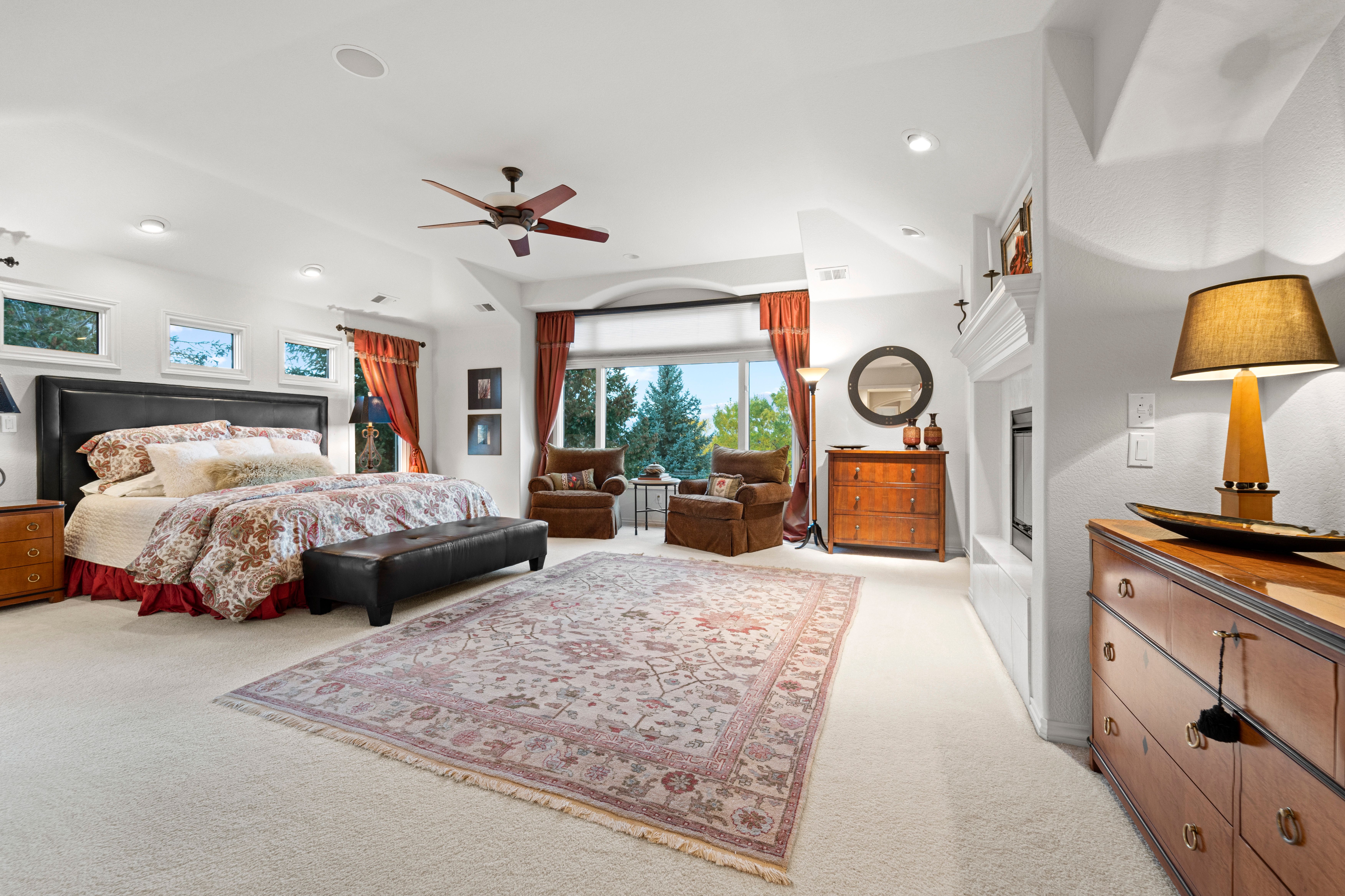 298 Fairchild Dr. 