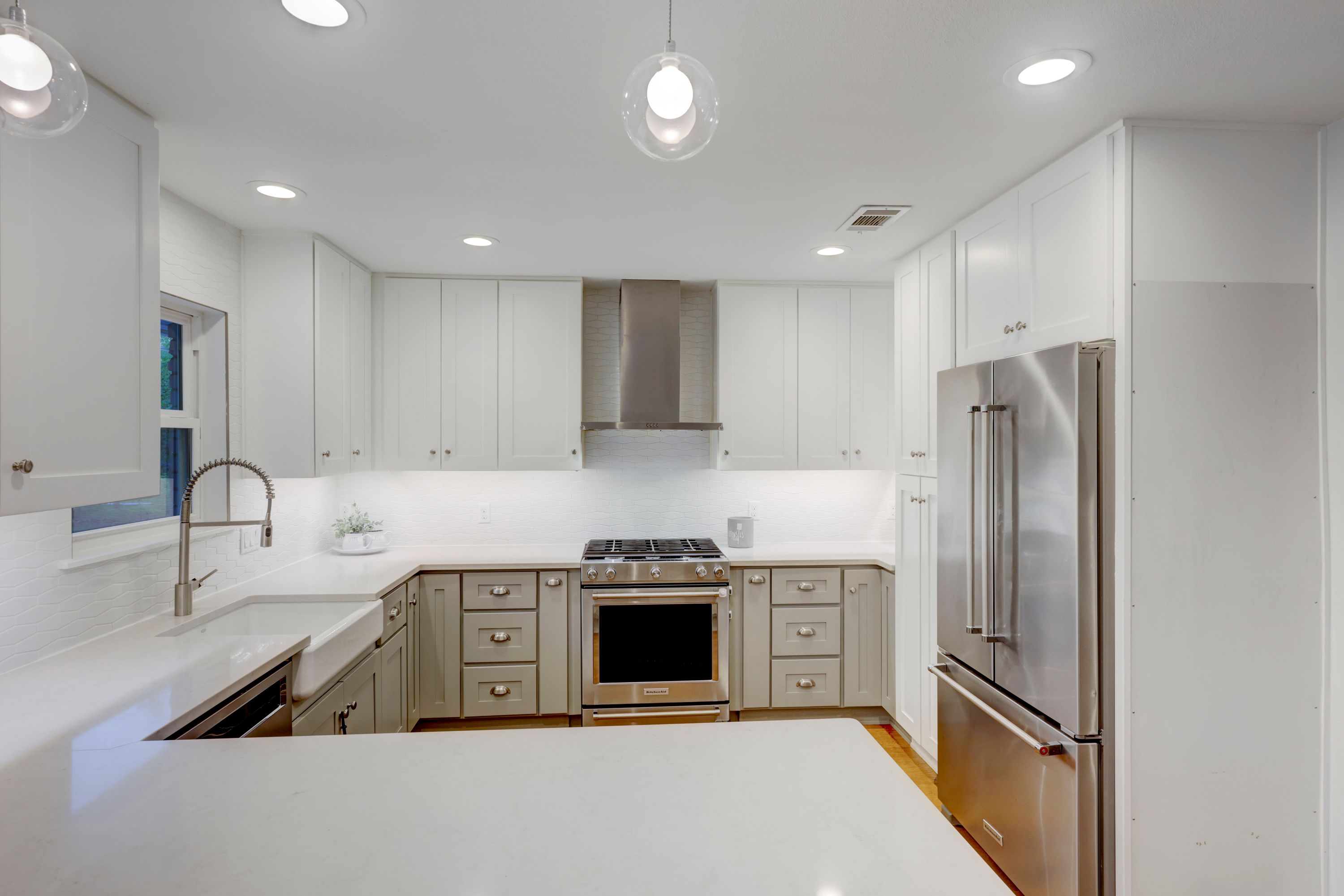 2107 Barton Parkway 