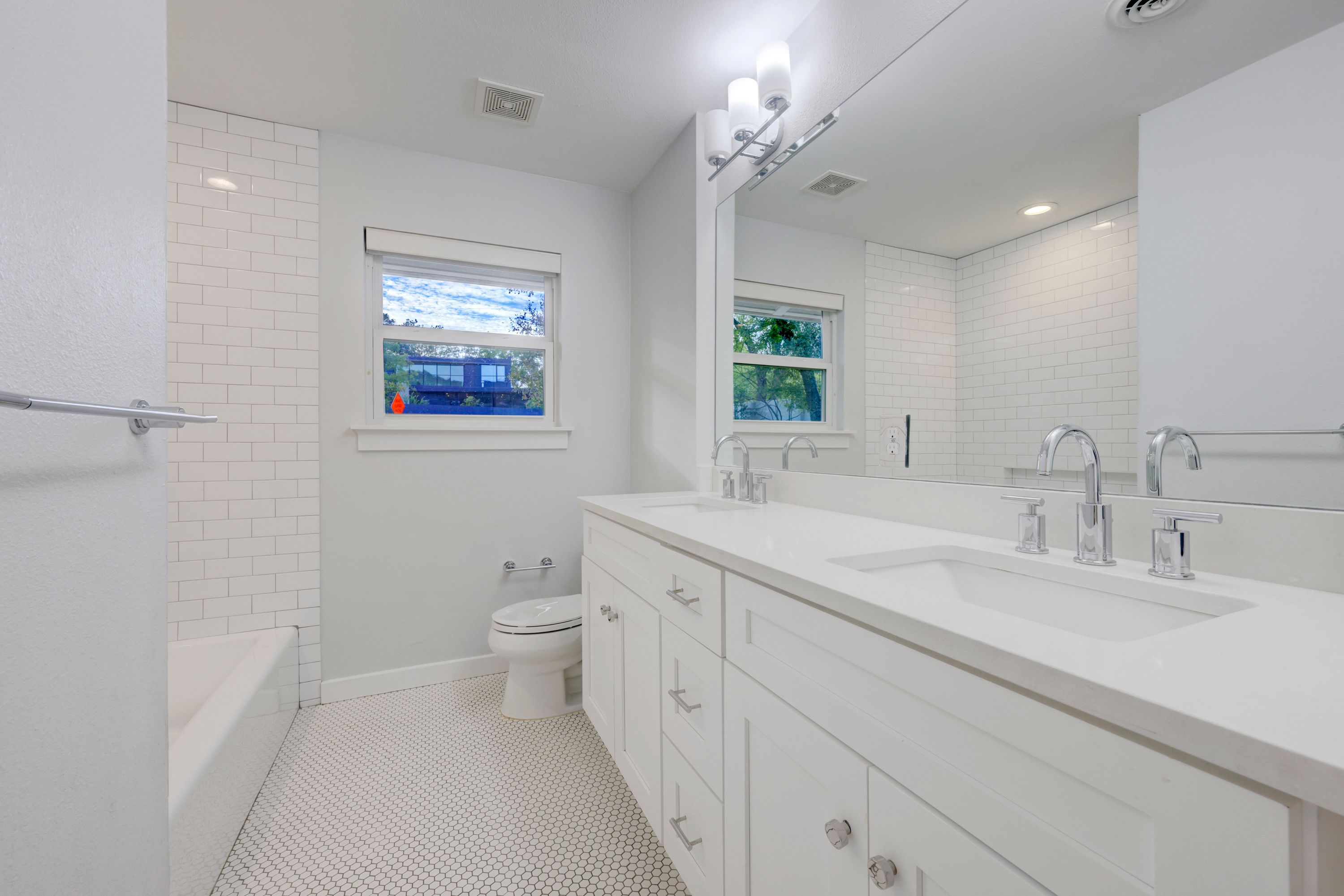 2107 Barton Parkway 
