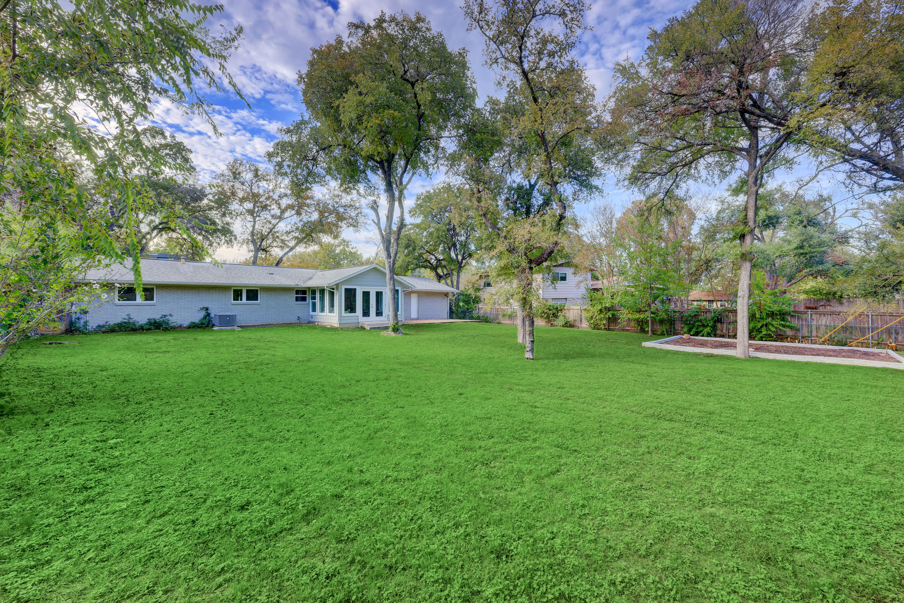 2107 Barton Parkway 