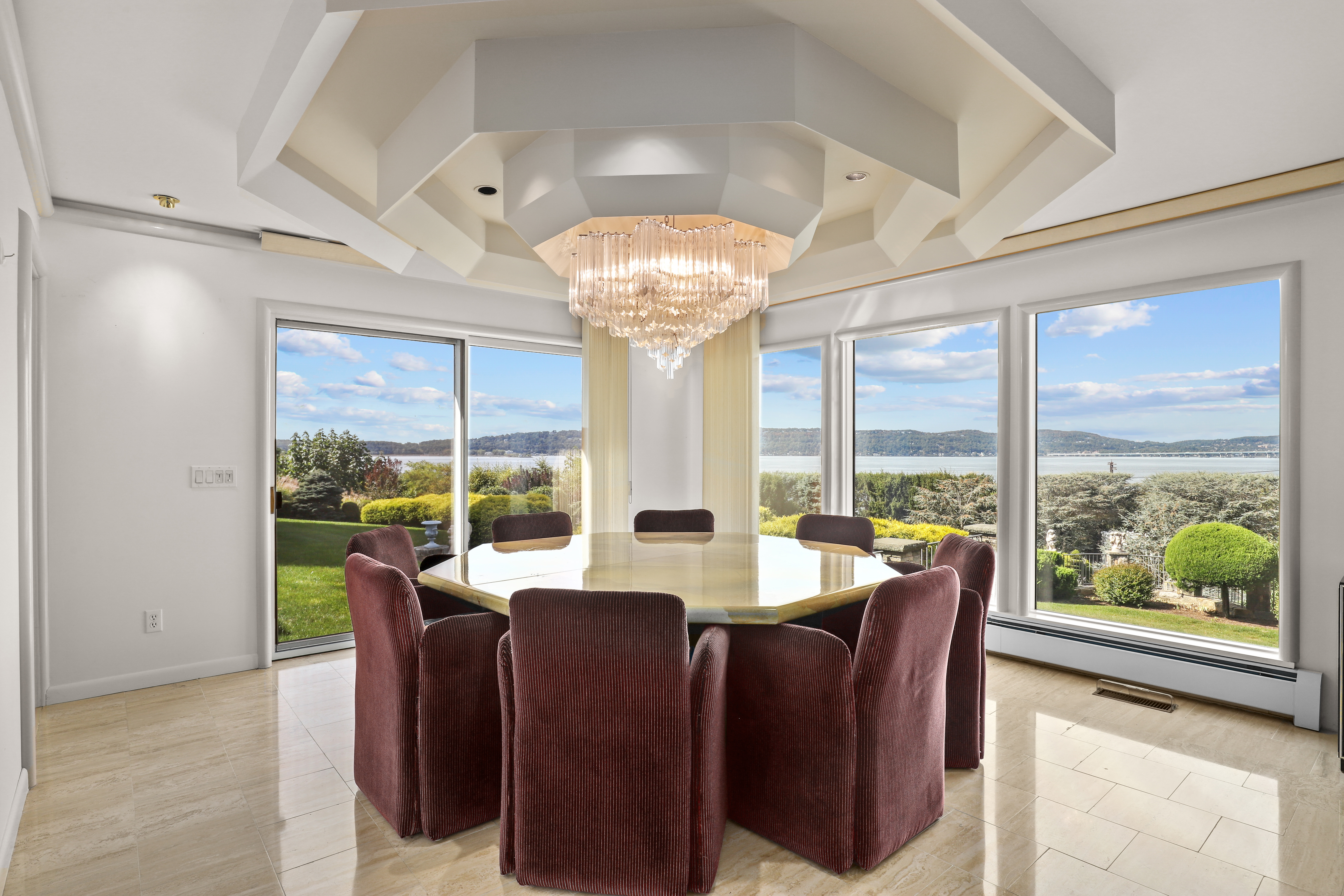 43 Matthiessen Park N