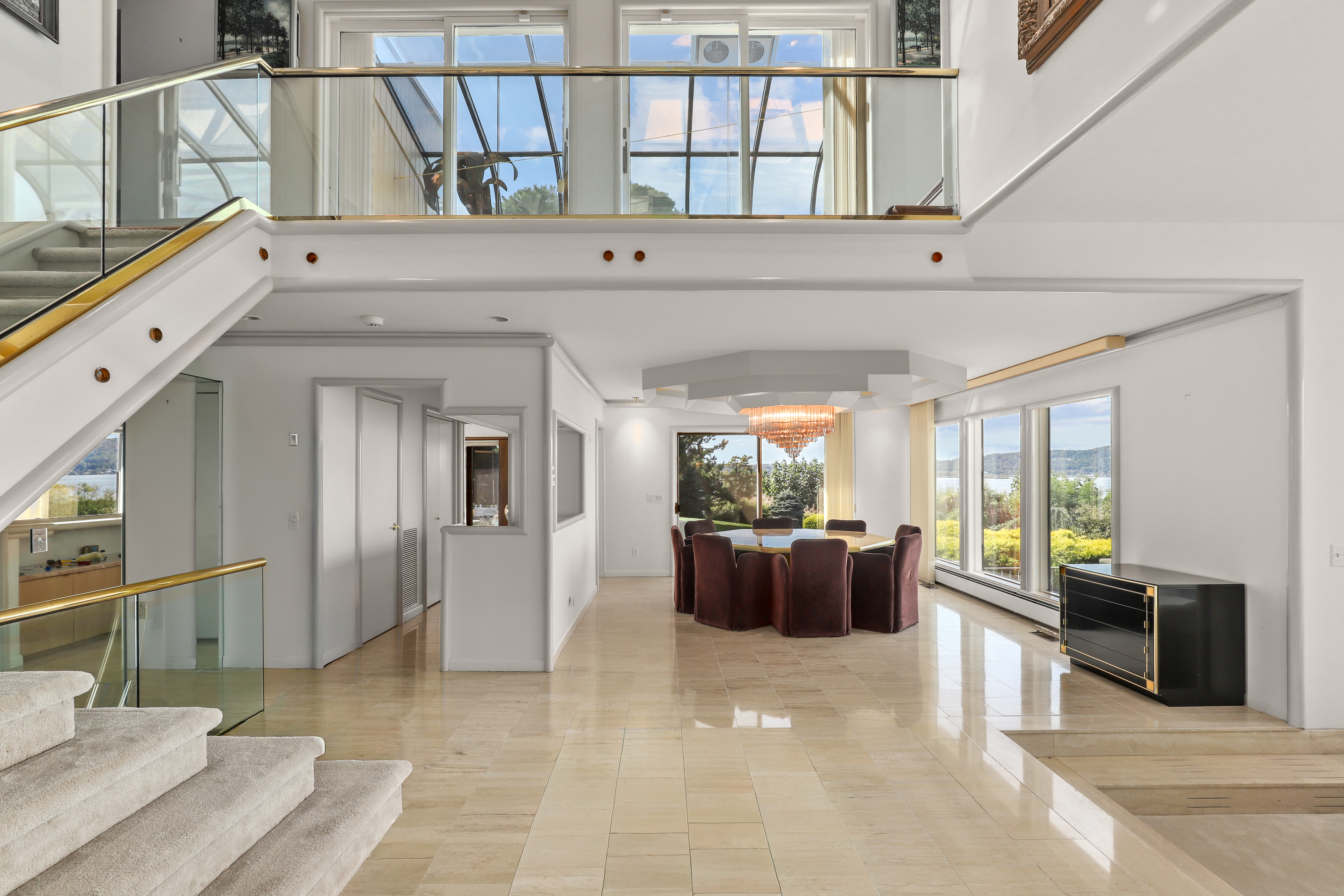 43 Matthiessen Park N