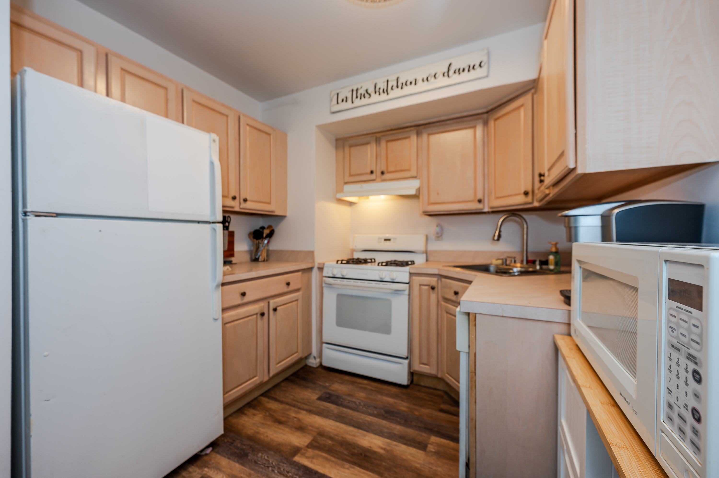 55 Monroe Boulevard Unit# 1C