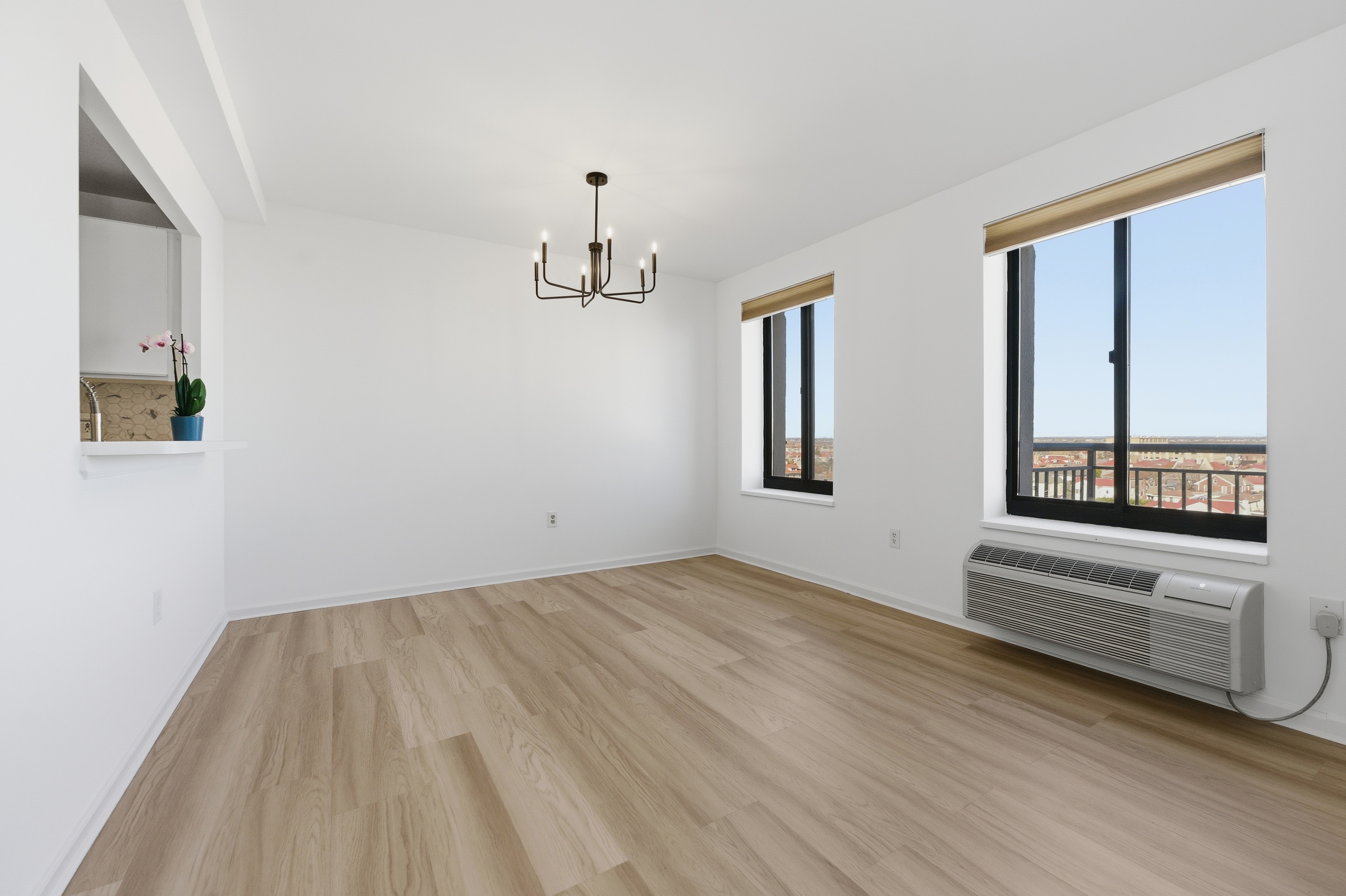 100 W Broadway Unit# 7C