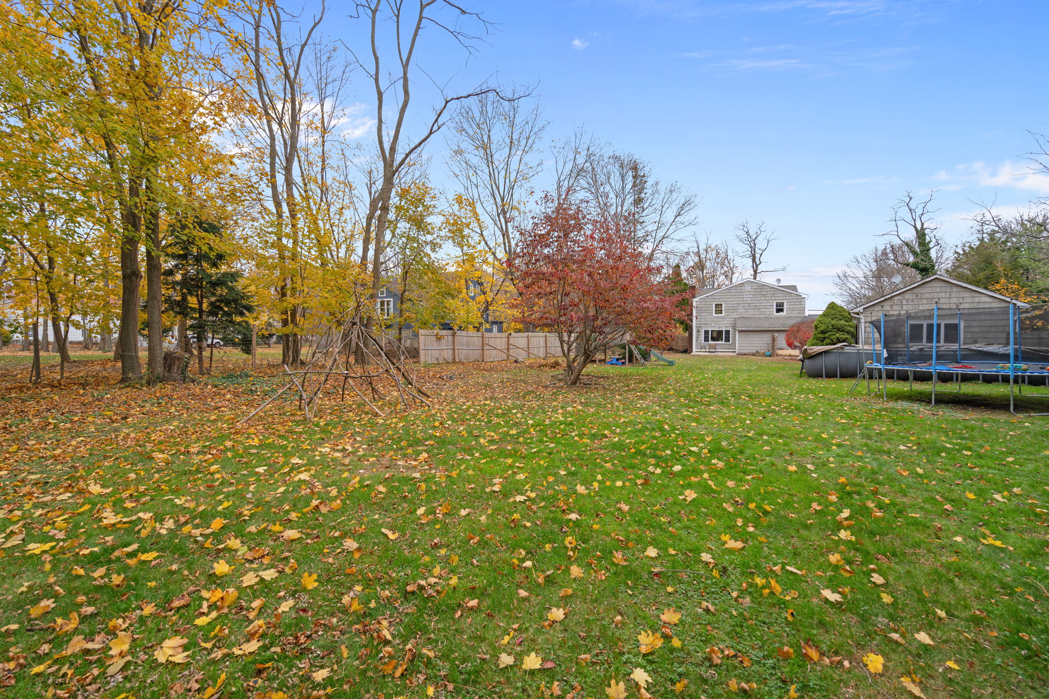 170 North Country Road 