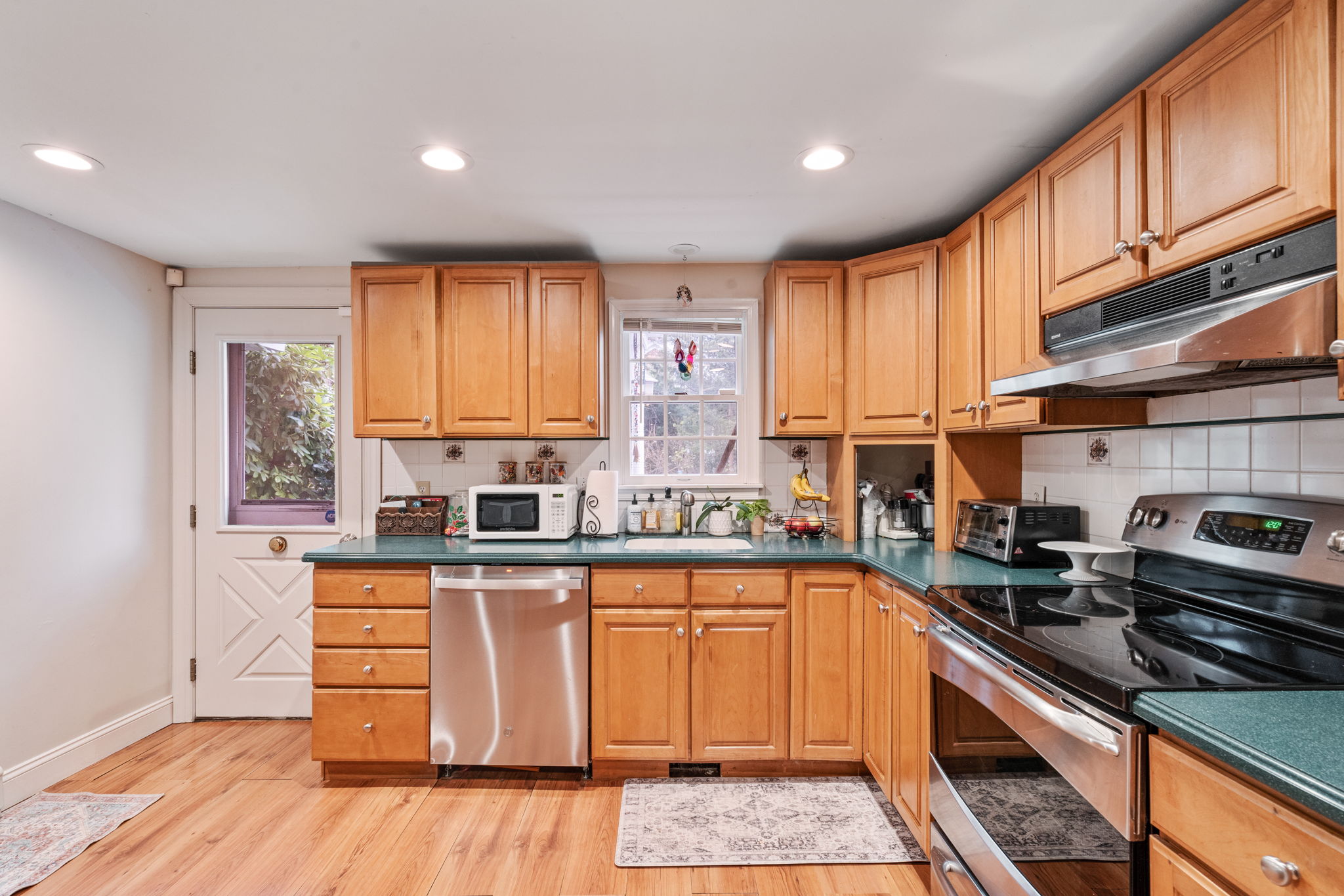 170 North Country Road 