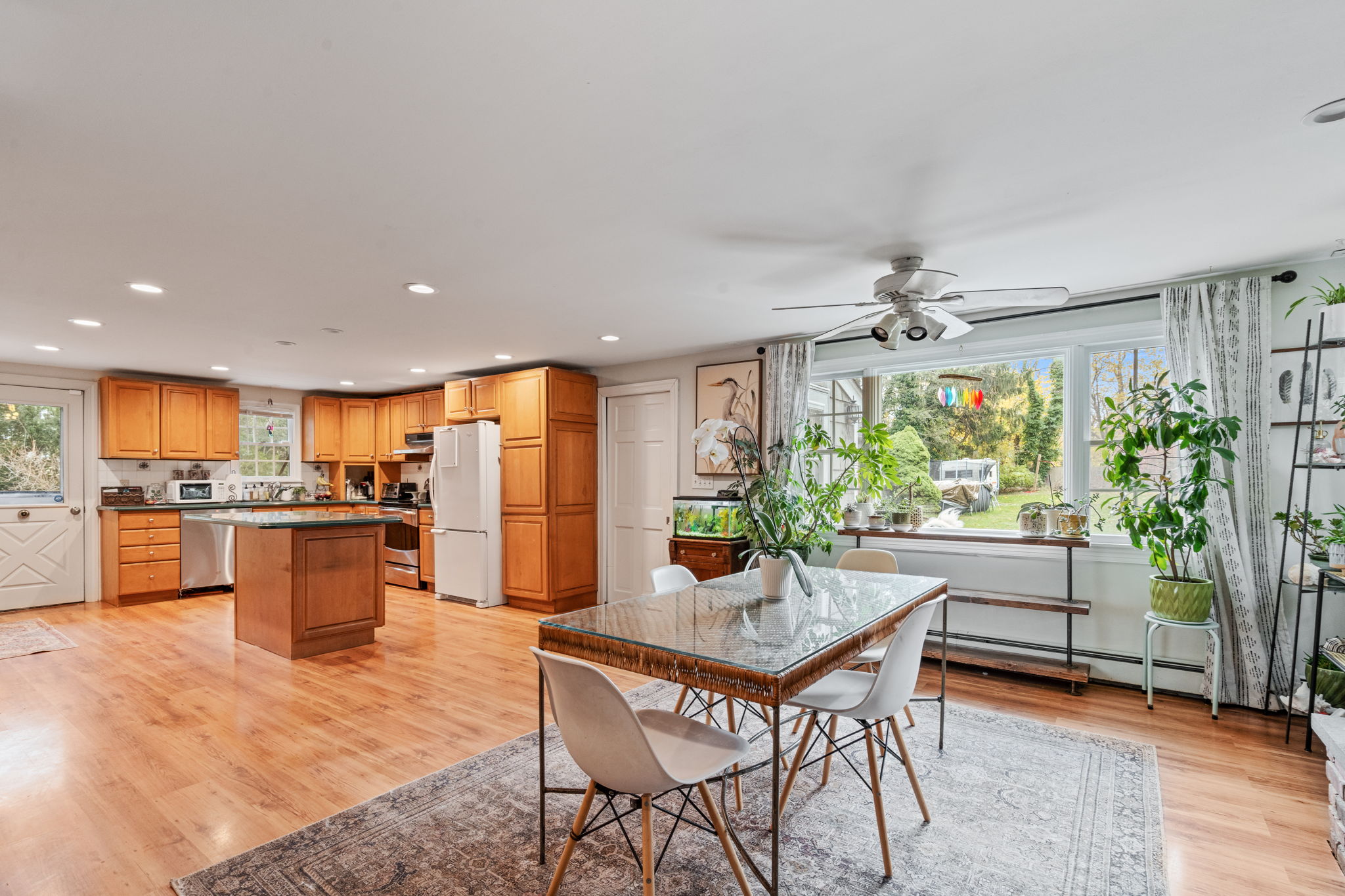 170 North Country Road 