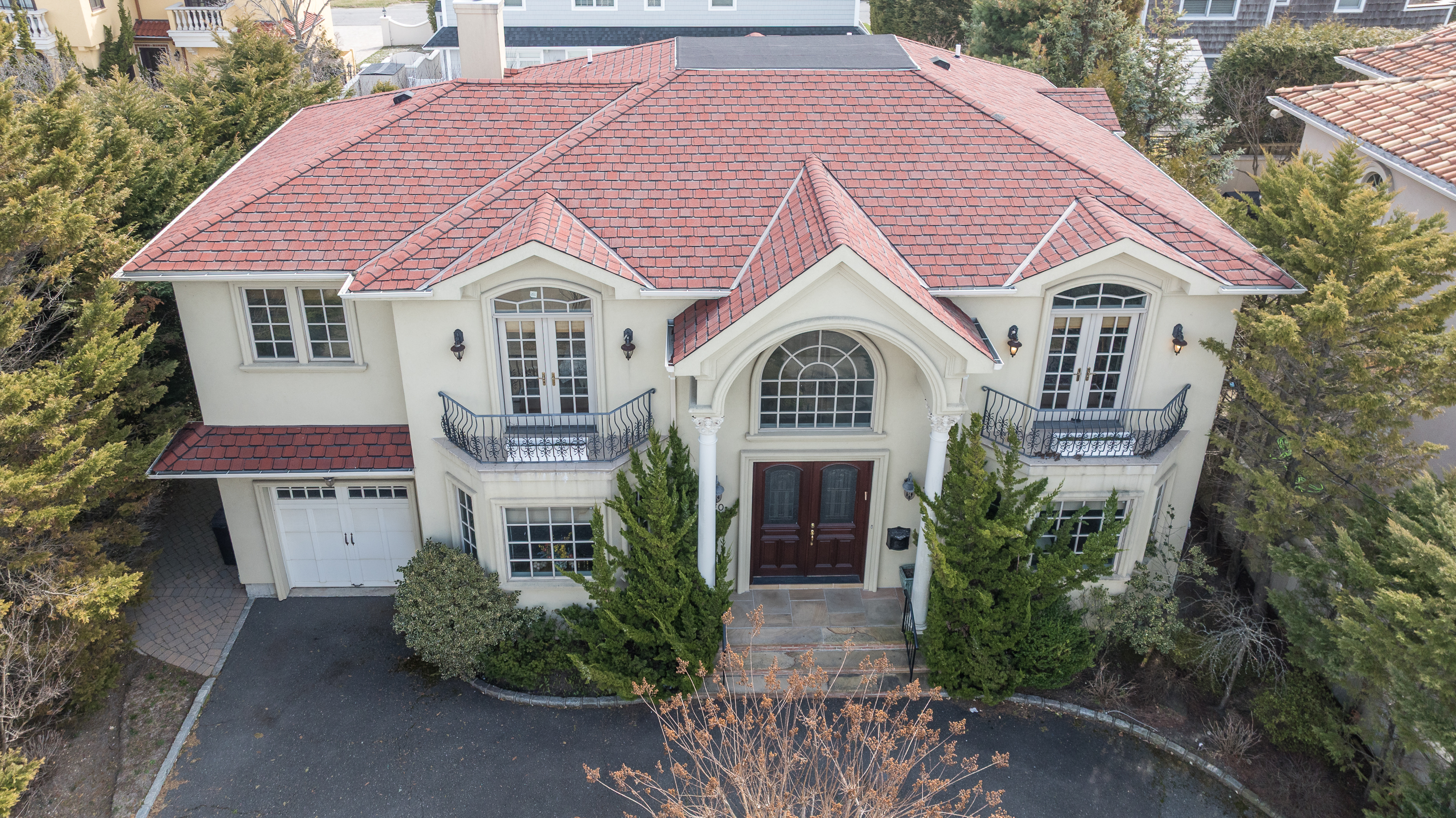 70 Lewis Avenue