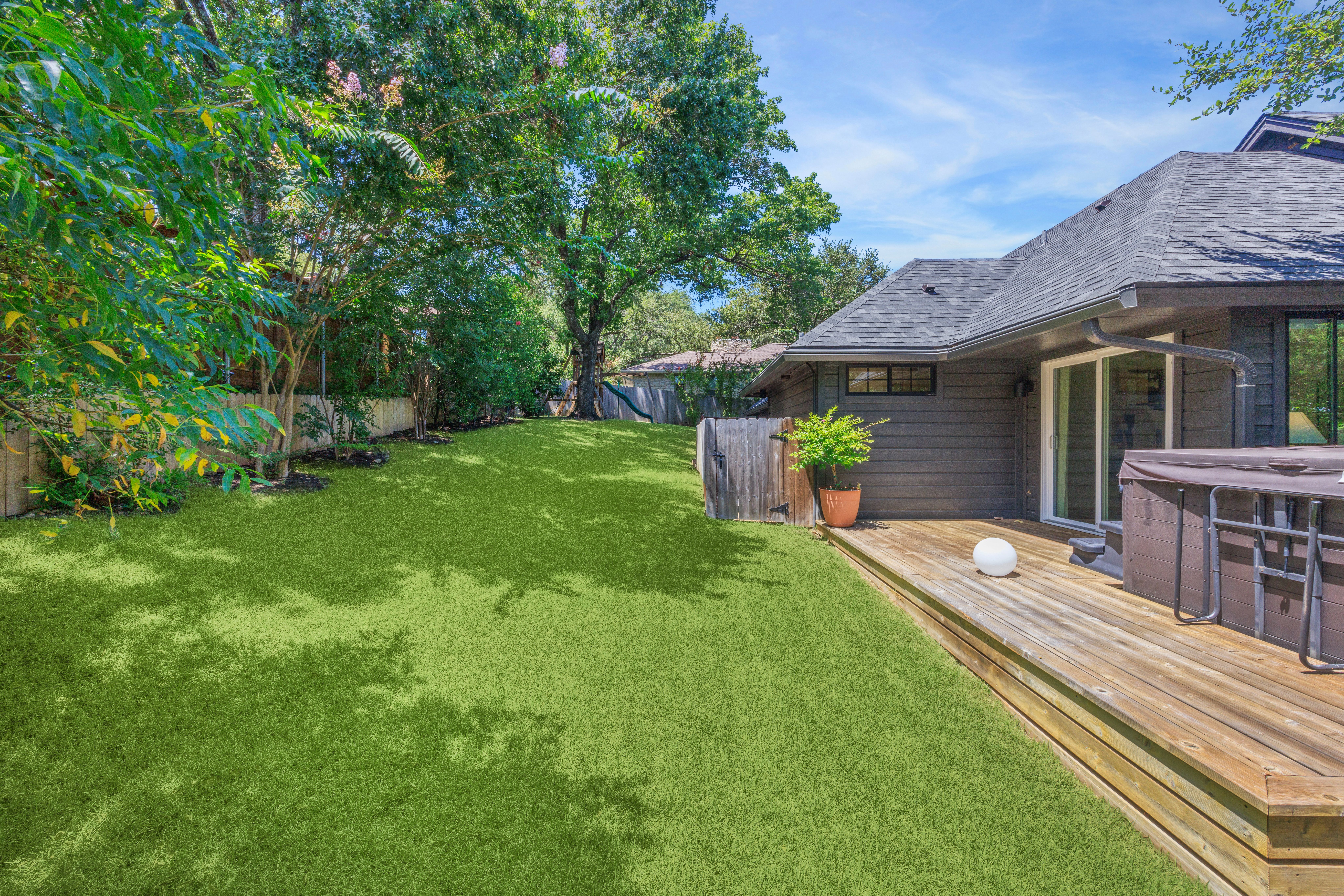 3911 Dry Creek Drive 